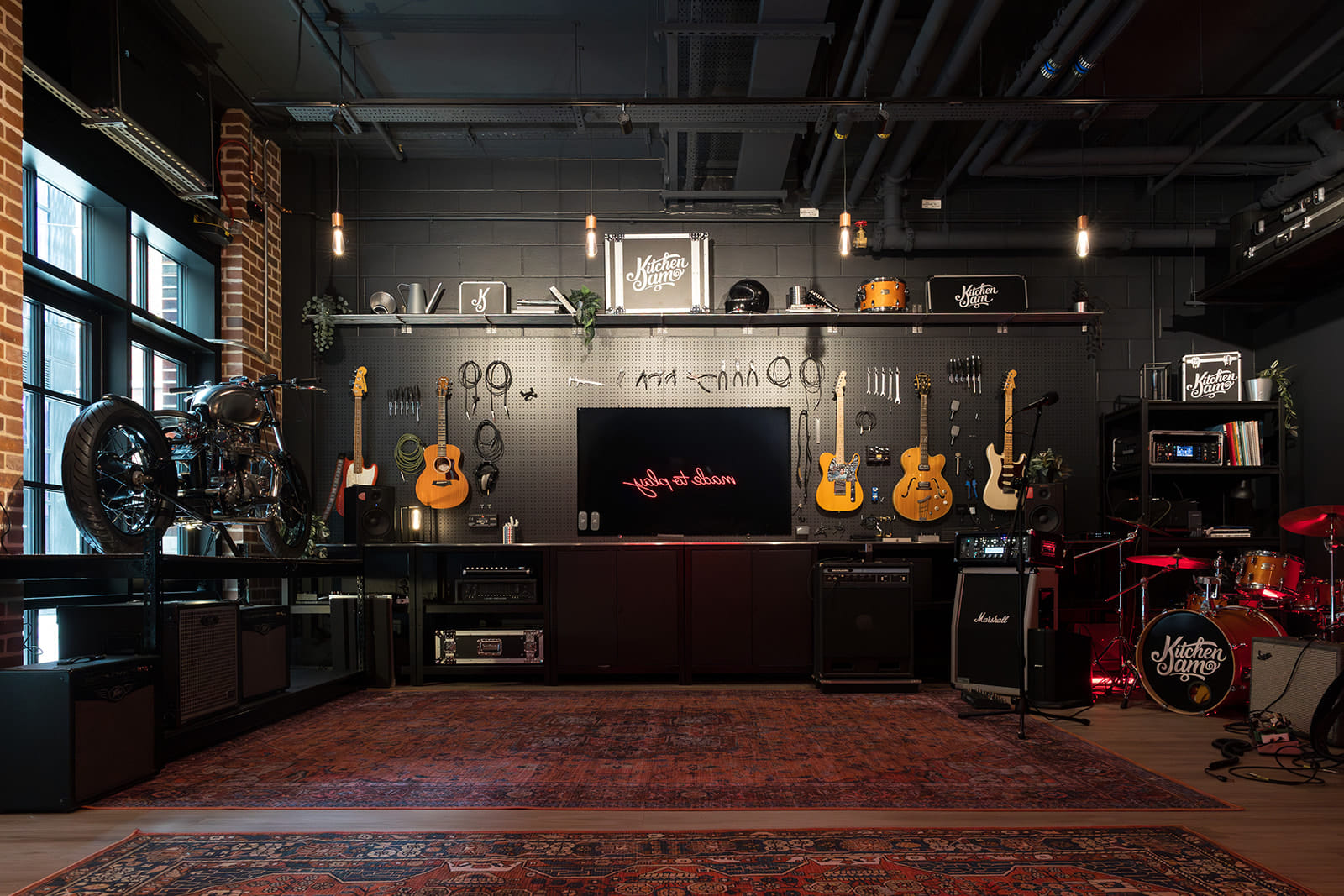 KitchenJam "Made To Play Guitar"  0