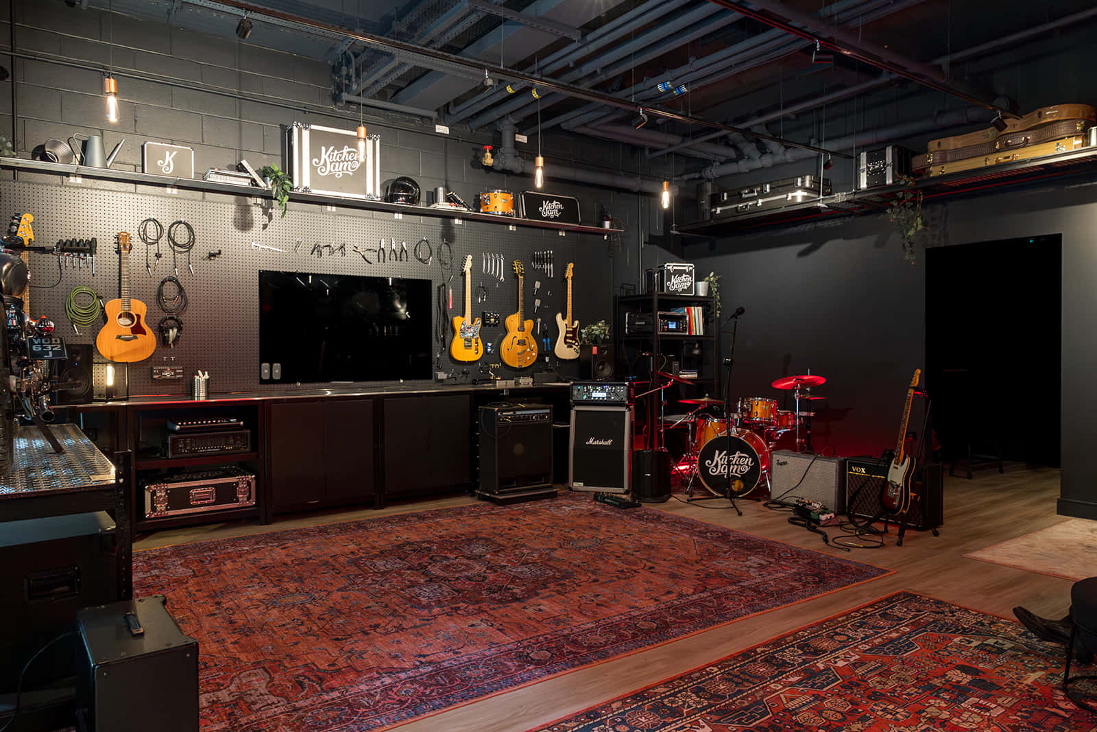 KitchenJam "Made To Play Guitar" 4