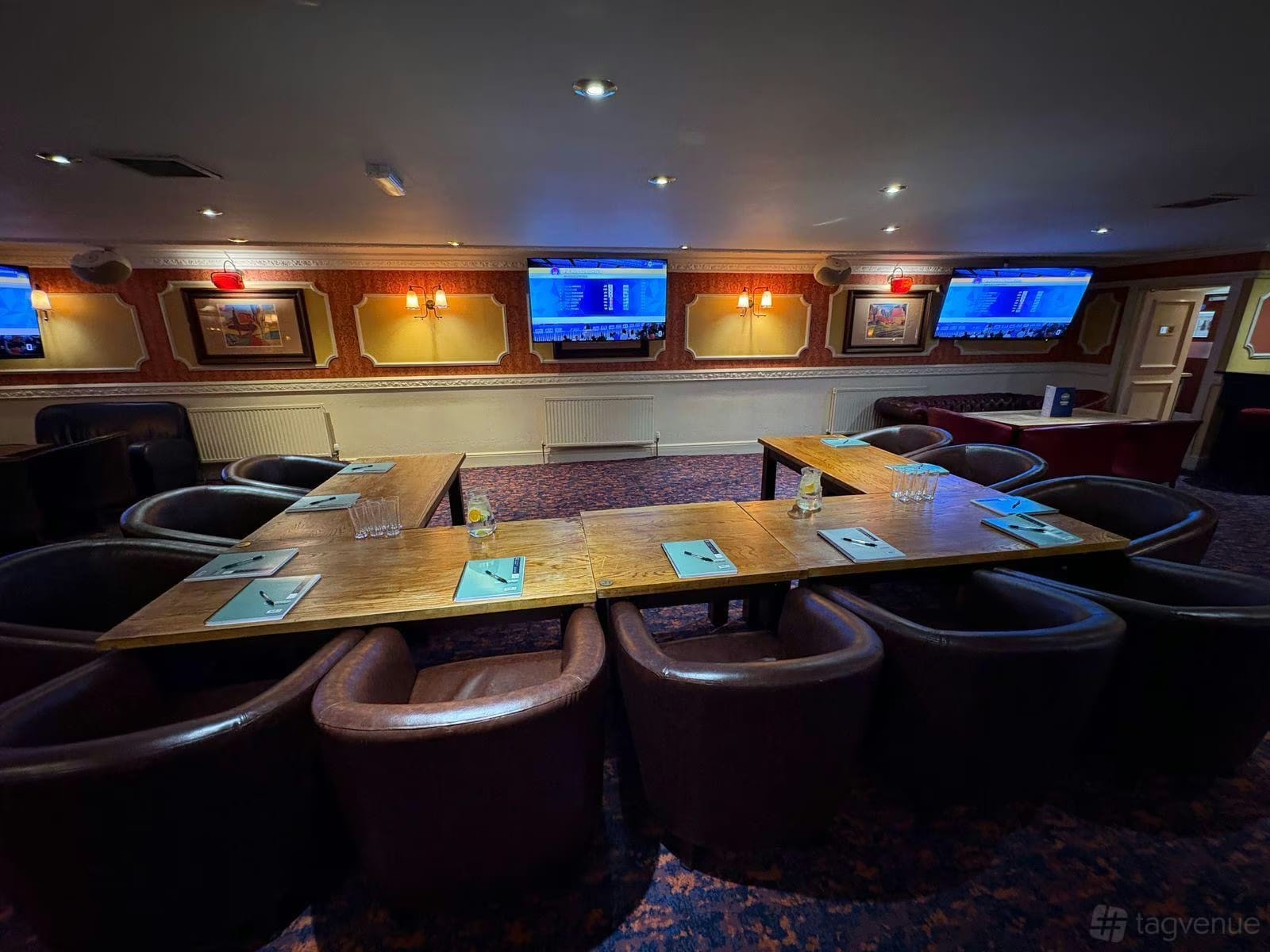 Barratts Snooker Bar & Club 4