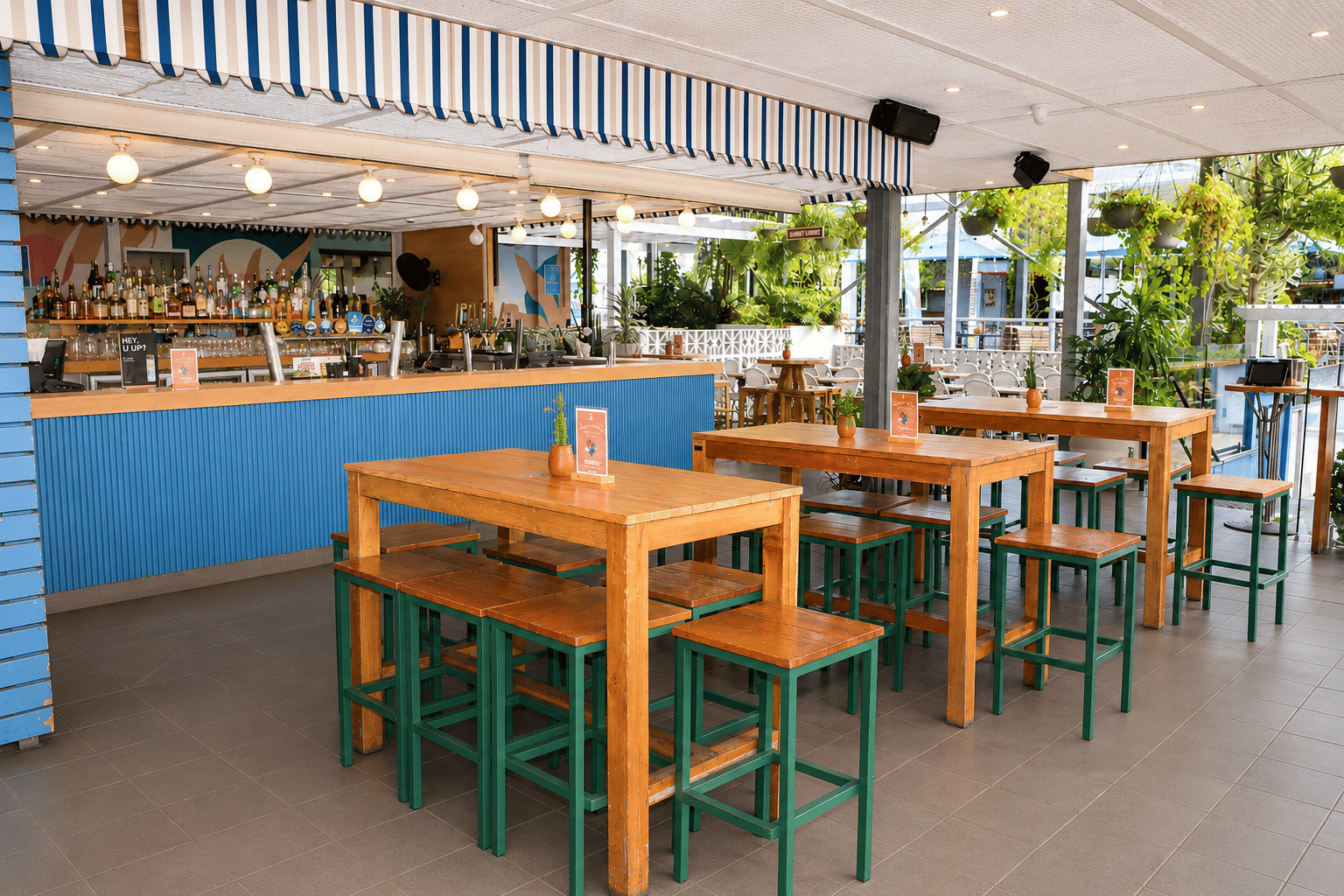 Sunset Bar 2