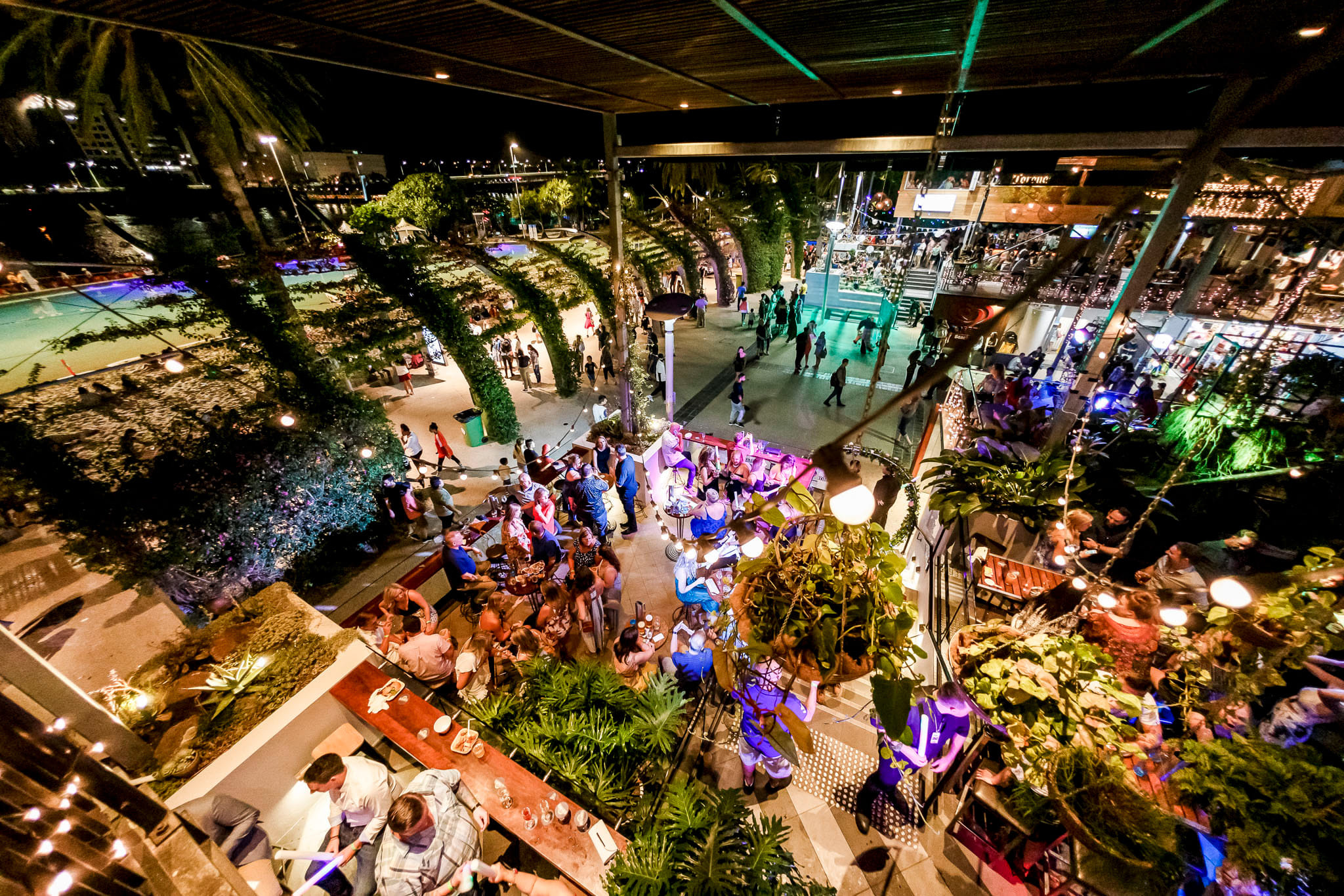 Sundeck  2