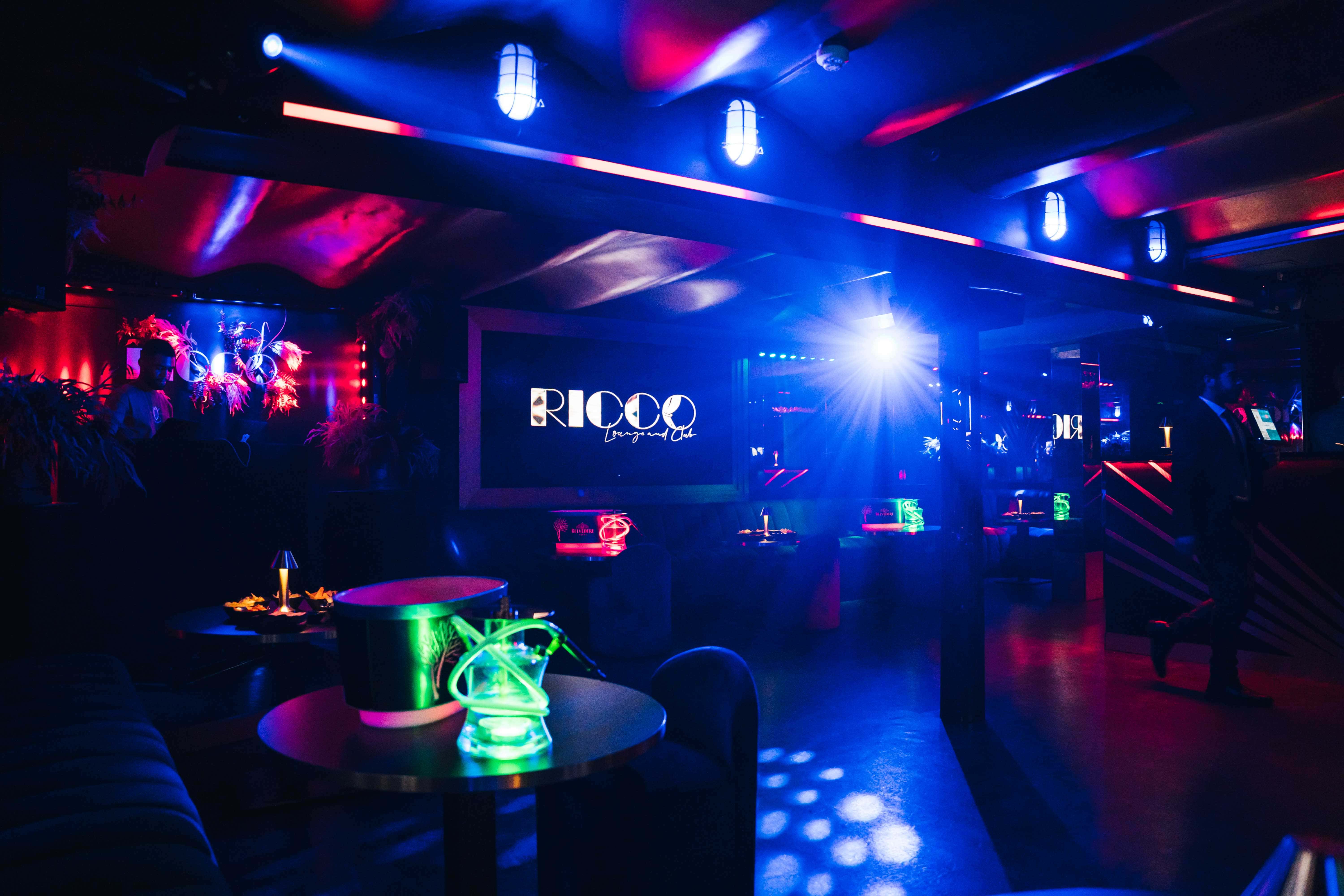 Restaurant & Lounge Group Bookings in Kensington 13