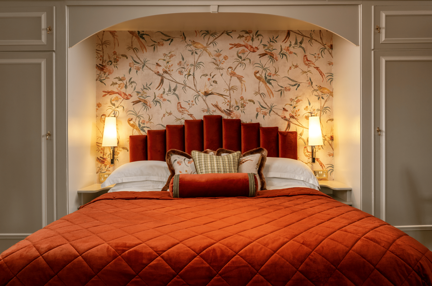 The Knight Suite 3