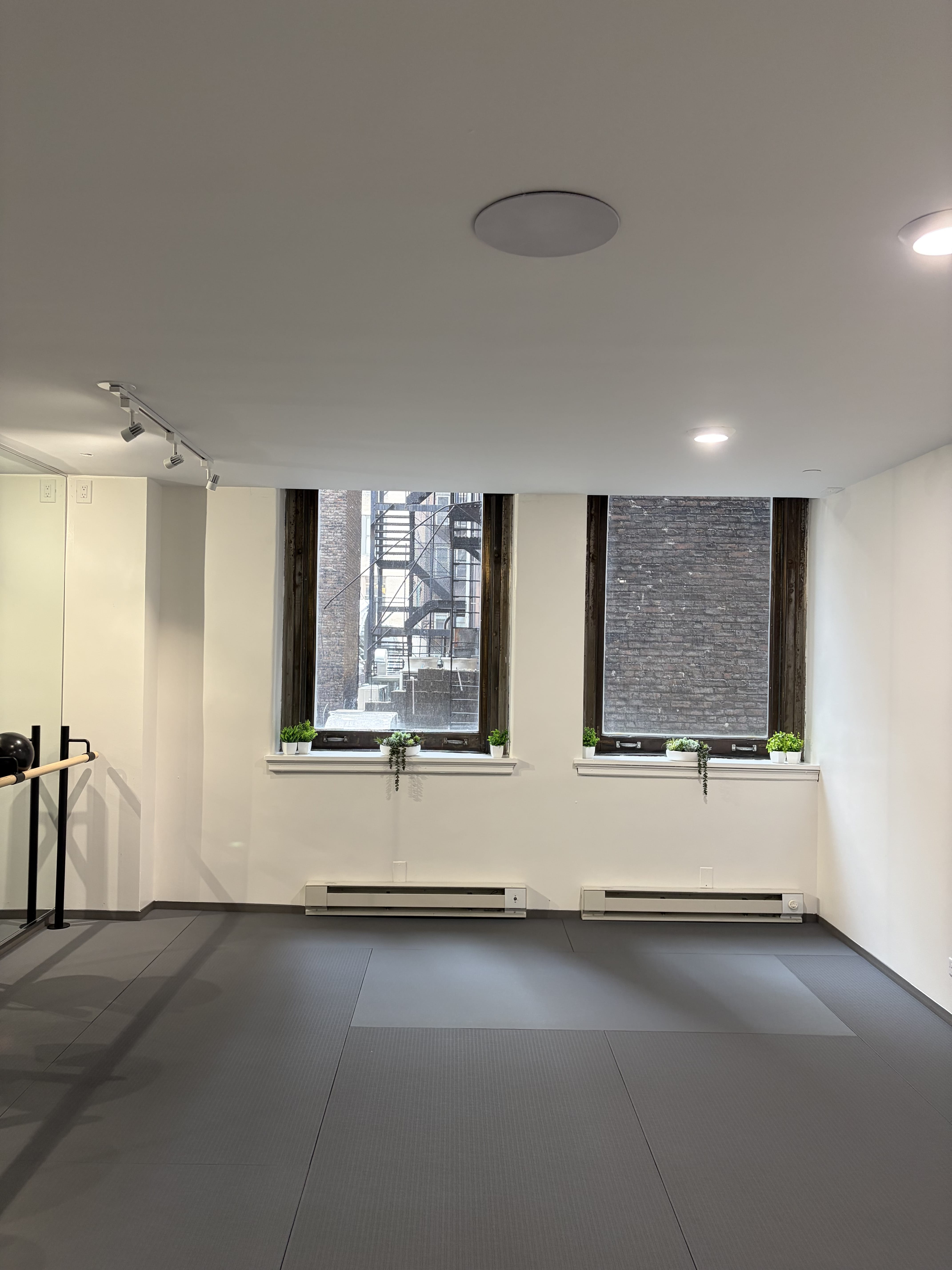 Nomad Group Fitness Studio  2