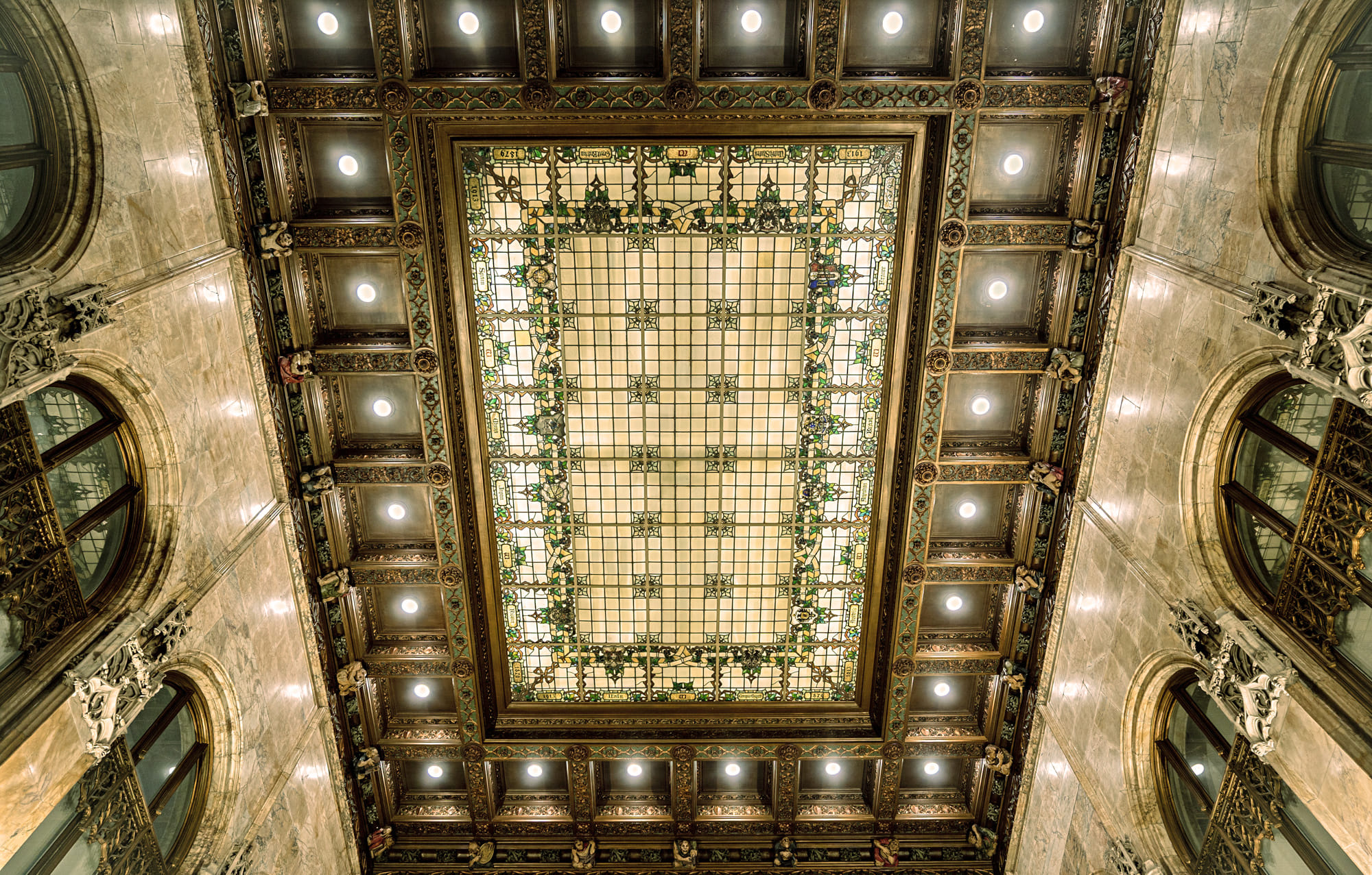 Lobby 4