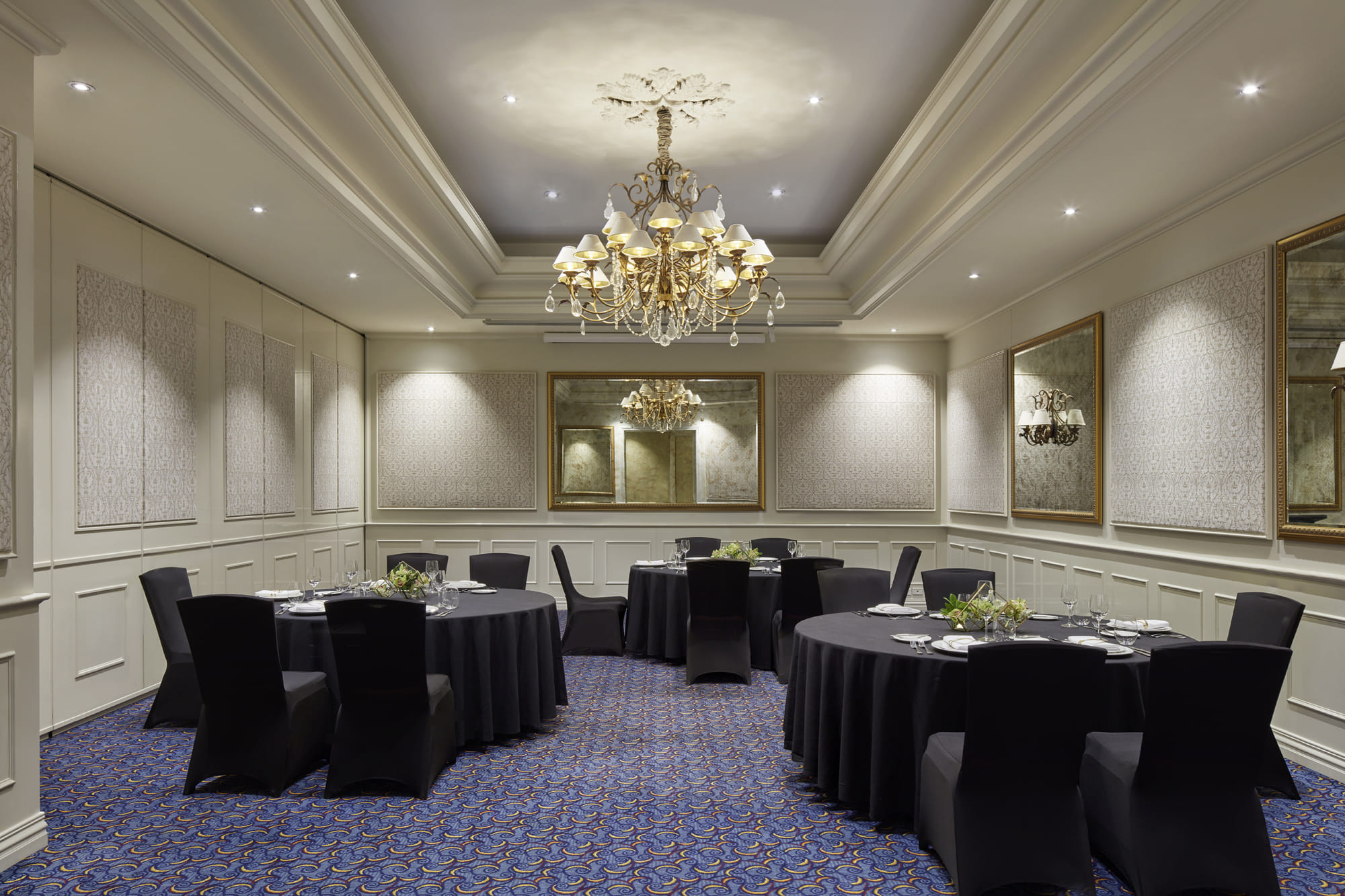 Half Yarra Suite  2