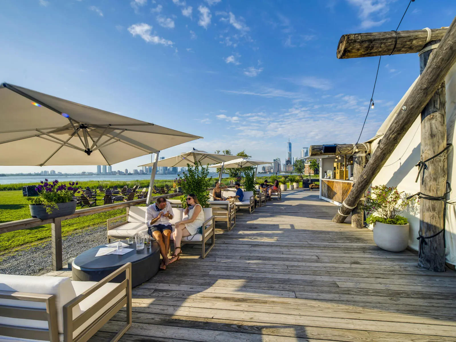 Three Peaks Lodge & Sunset Terrace 1