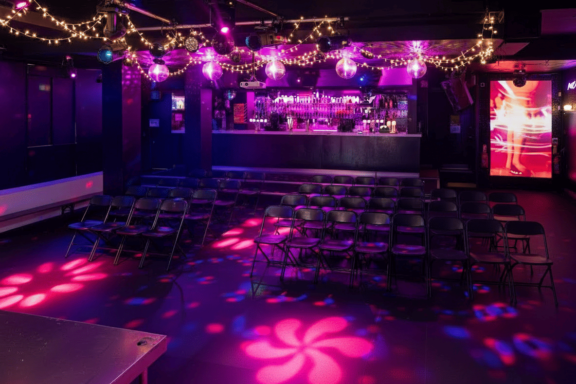 HaHa Comedy Club 4