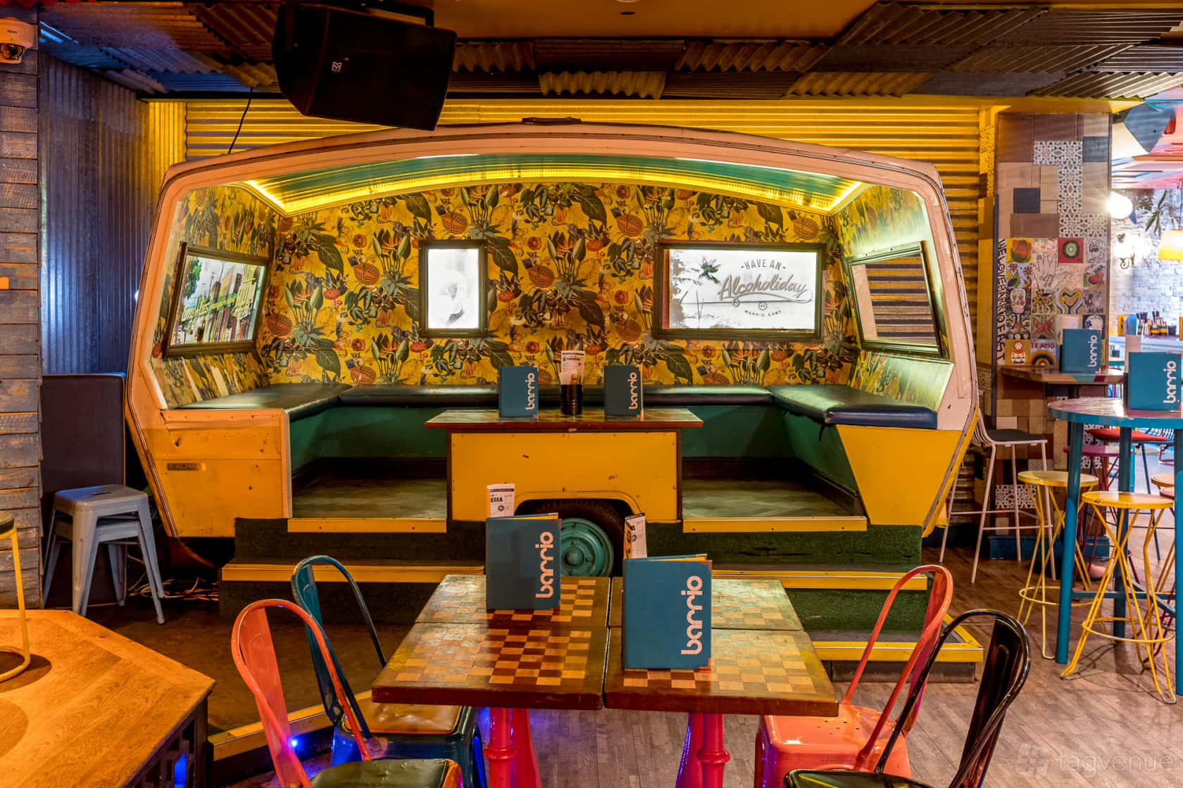 Caravan 0