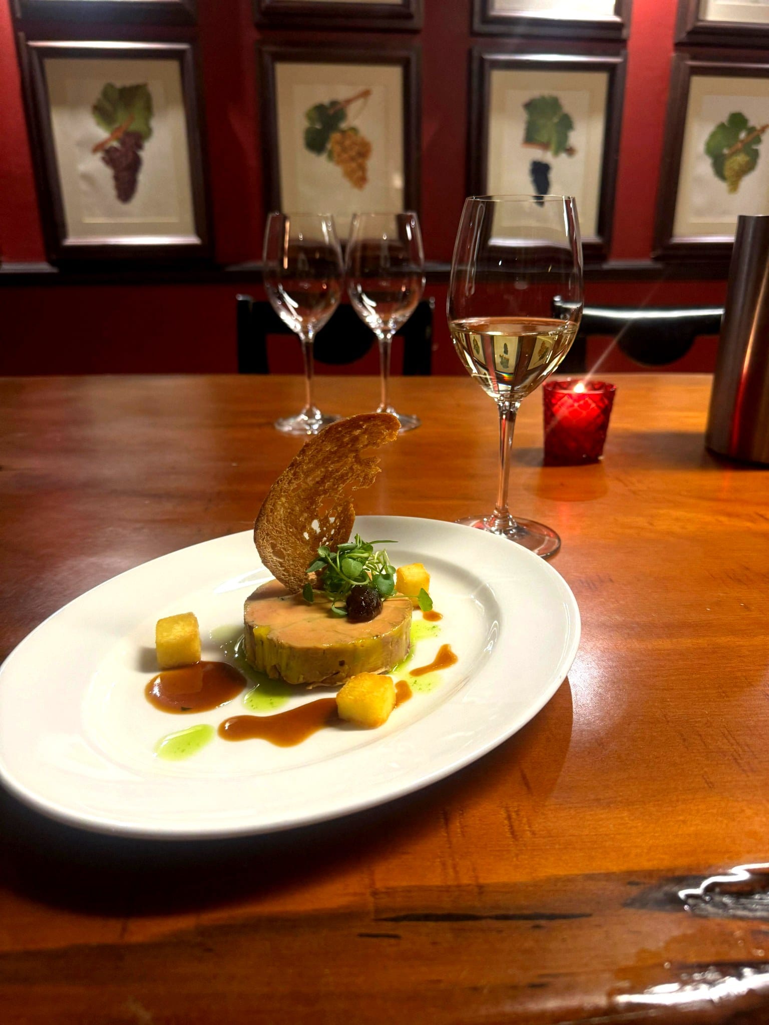 The Tasting Room  10