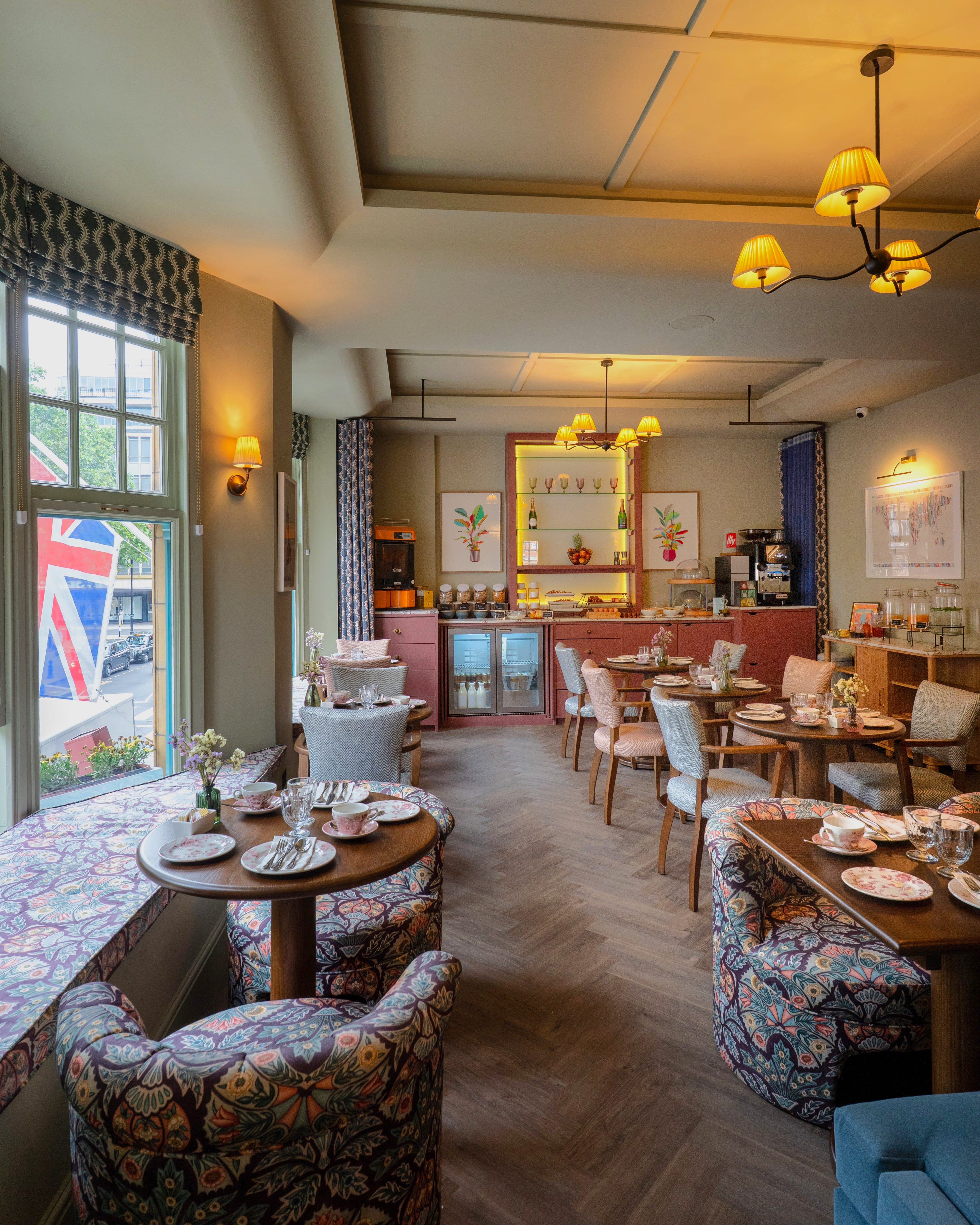 The Lounge 1