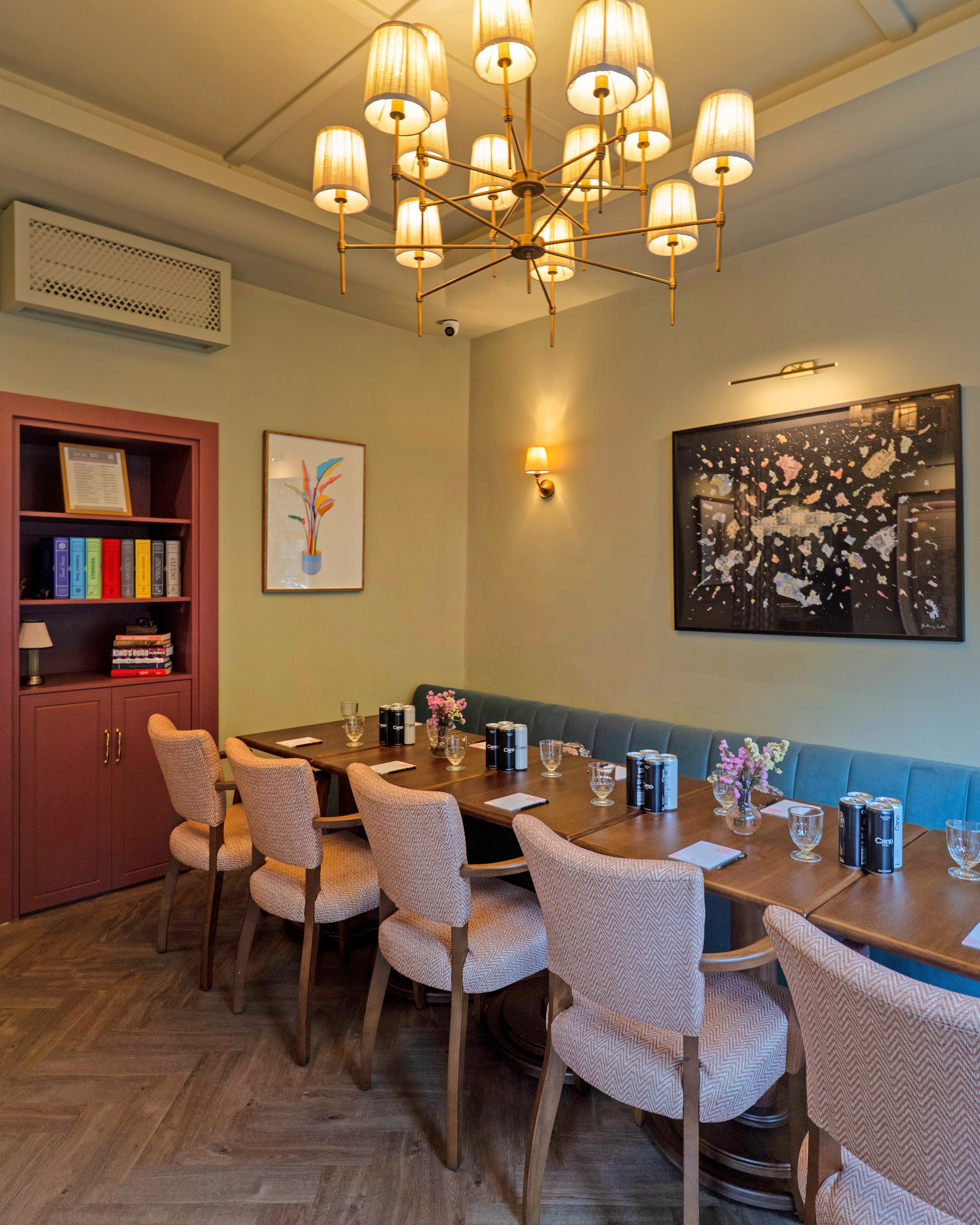 The Lounge 2