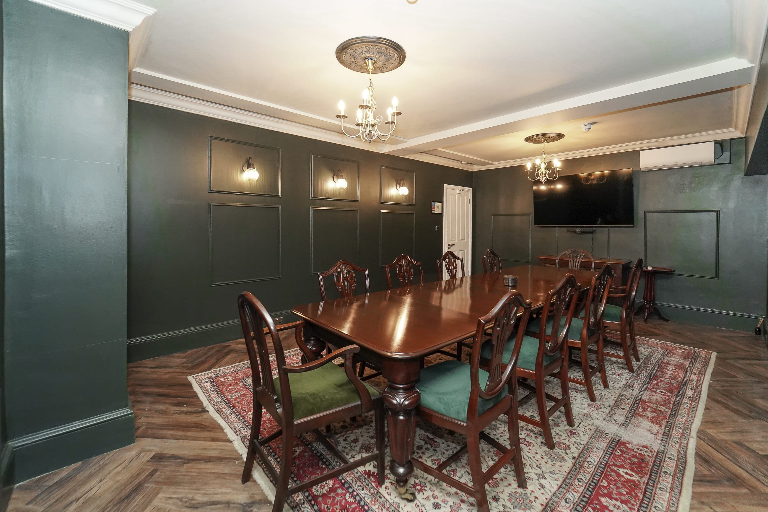 Large Meeting Room