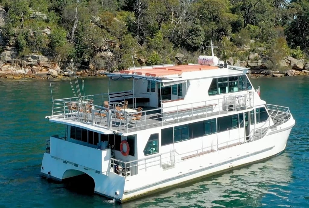 Jerry Bailey 70" Motor Catamaran 0