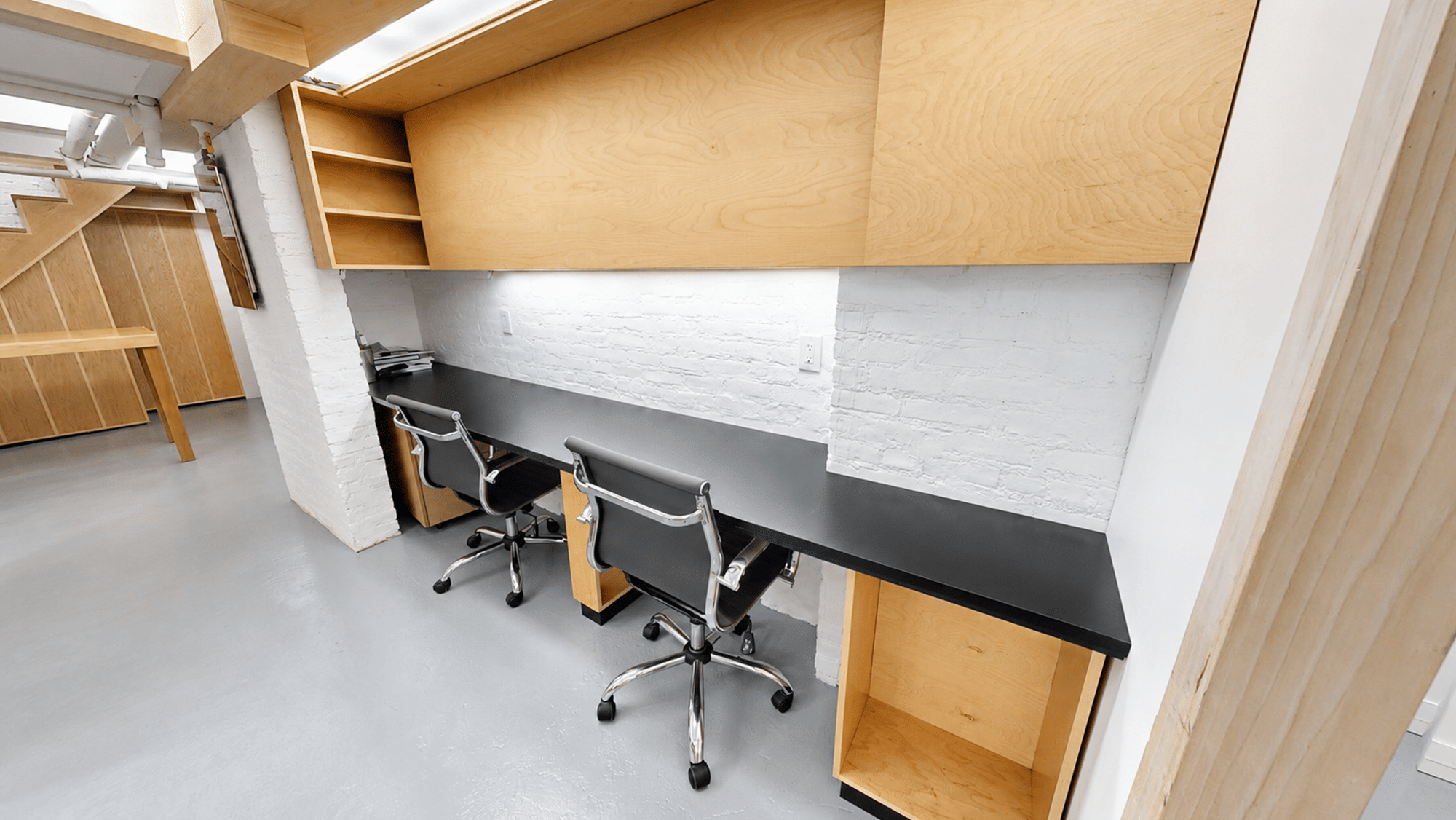 Palladio Alcove - Three Person Workspace 4