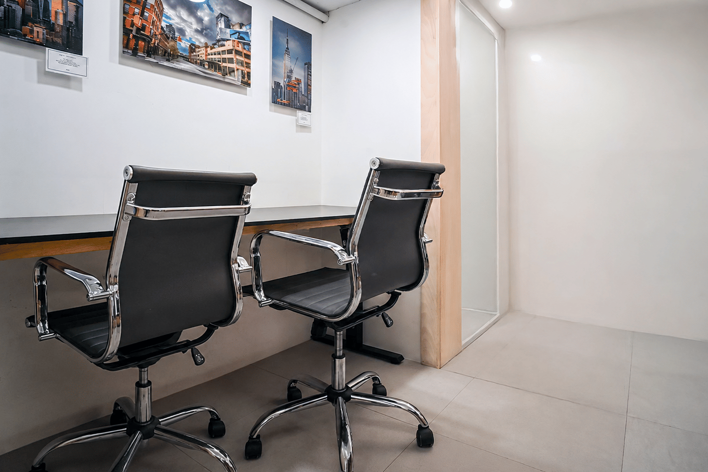Pietra Alcove – Art-Inspired Workspace for Two 3