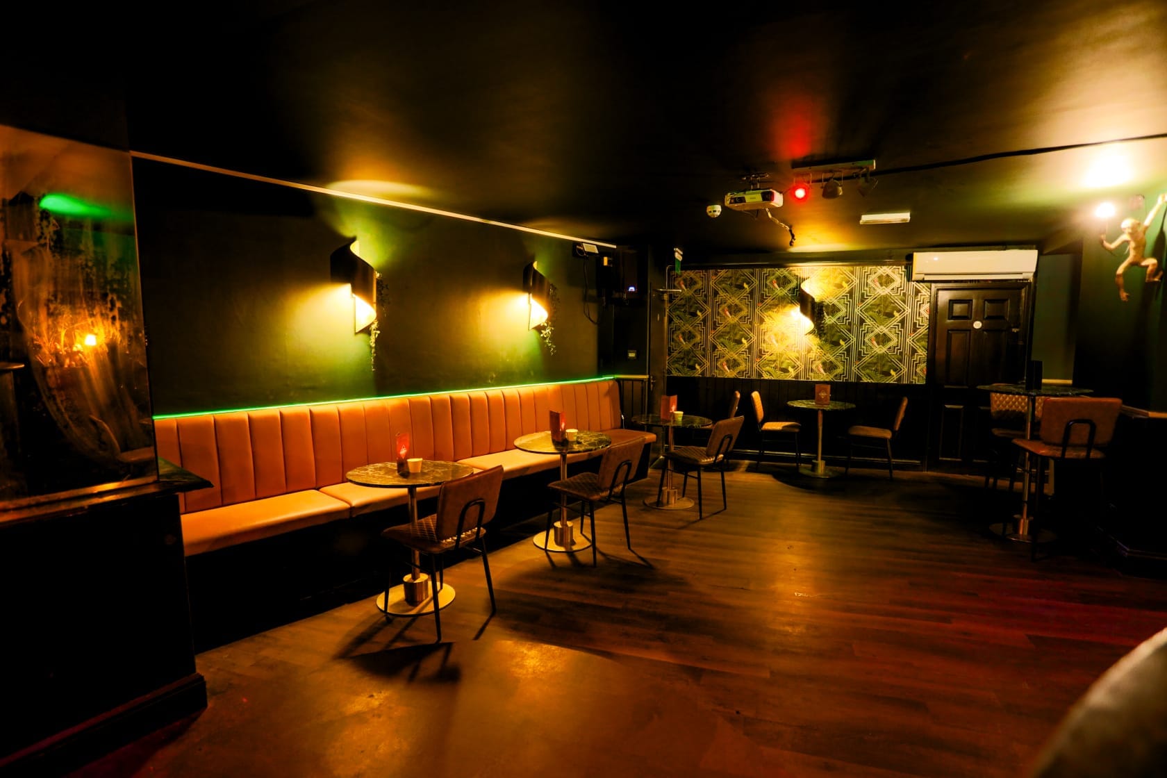 Full venue  1