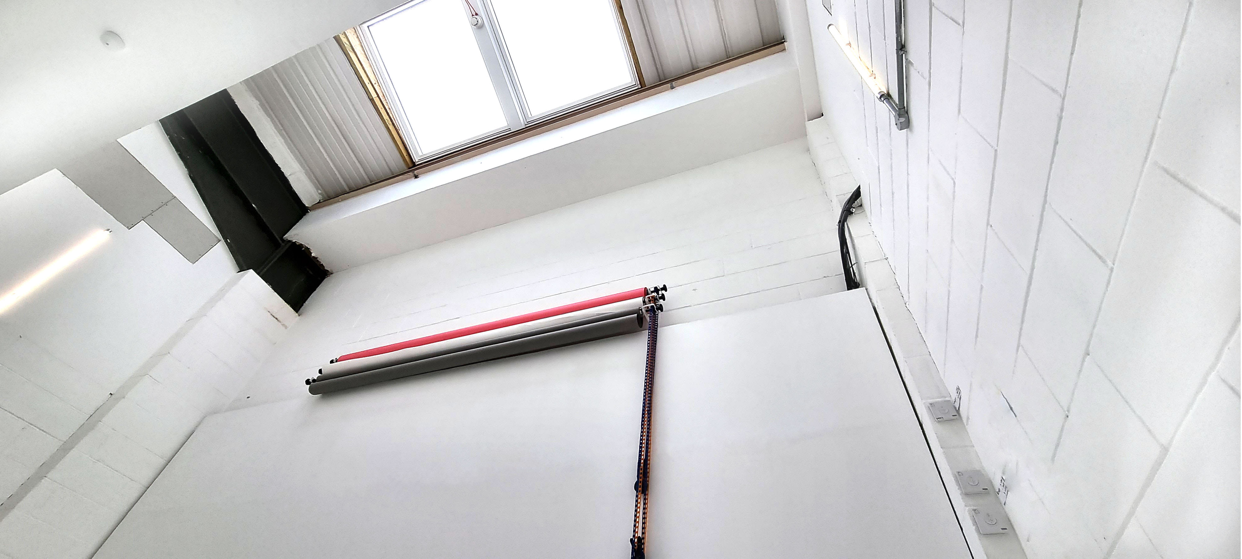 Daylight / Blackout / Events / Photo / Video Infinity Cove Studio - White Space 2 of 2 1