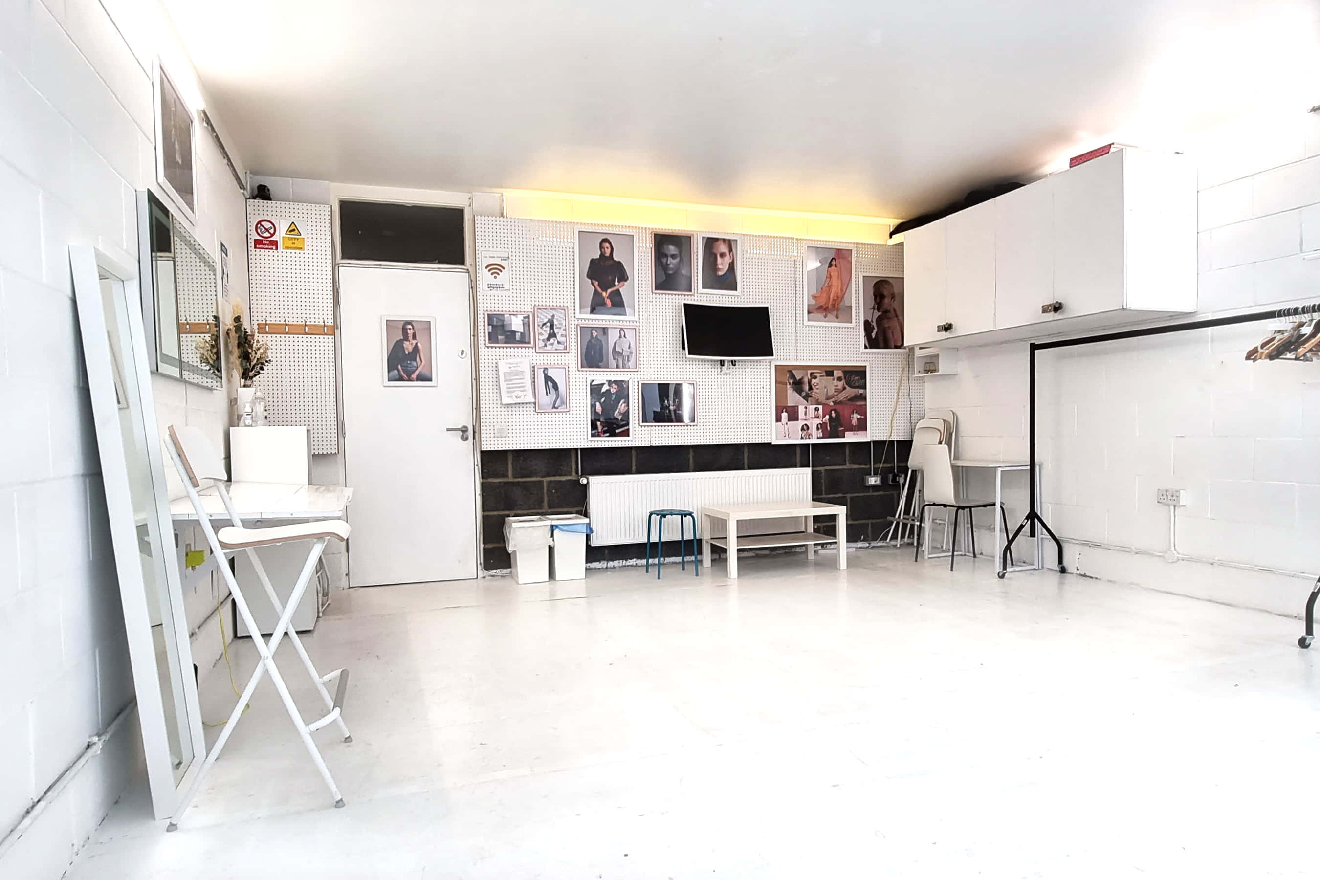 Daylight / Blackout/ Video / Photo Studio - White Space 1 of 2 2