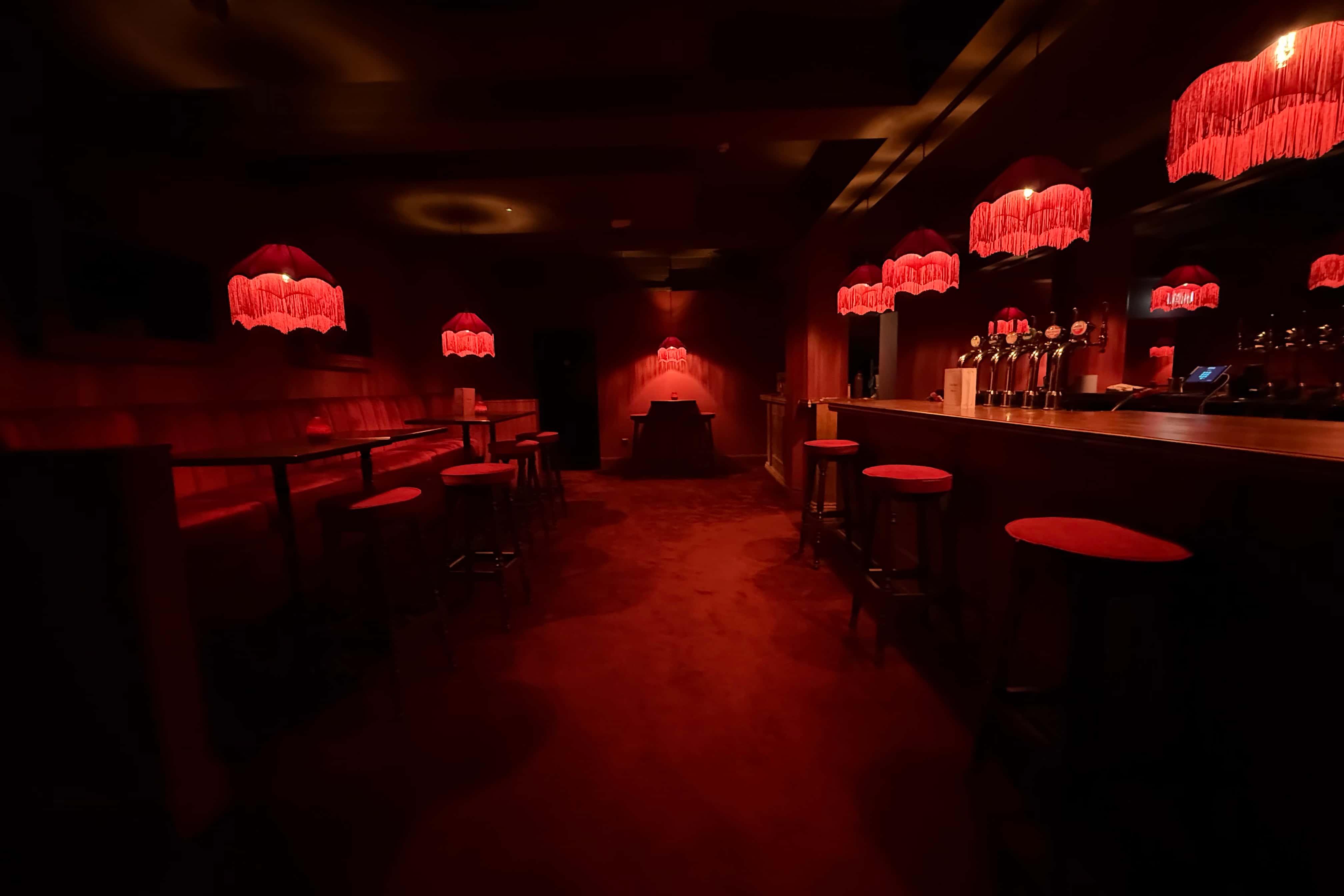 The Lounge 6