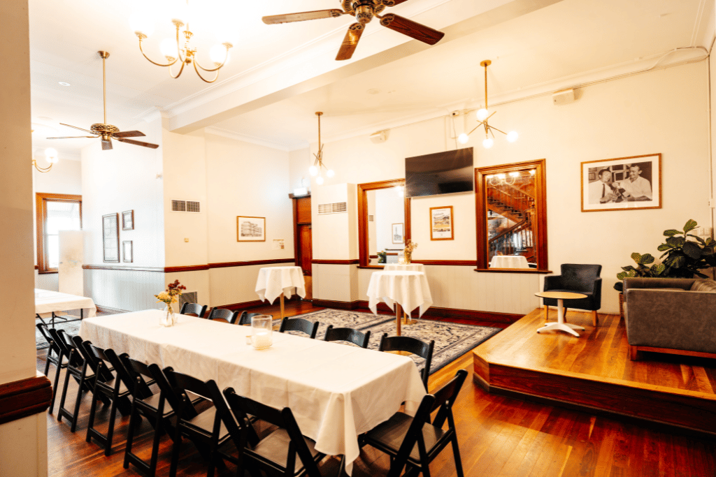 The Banksia Lounge 1