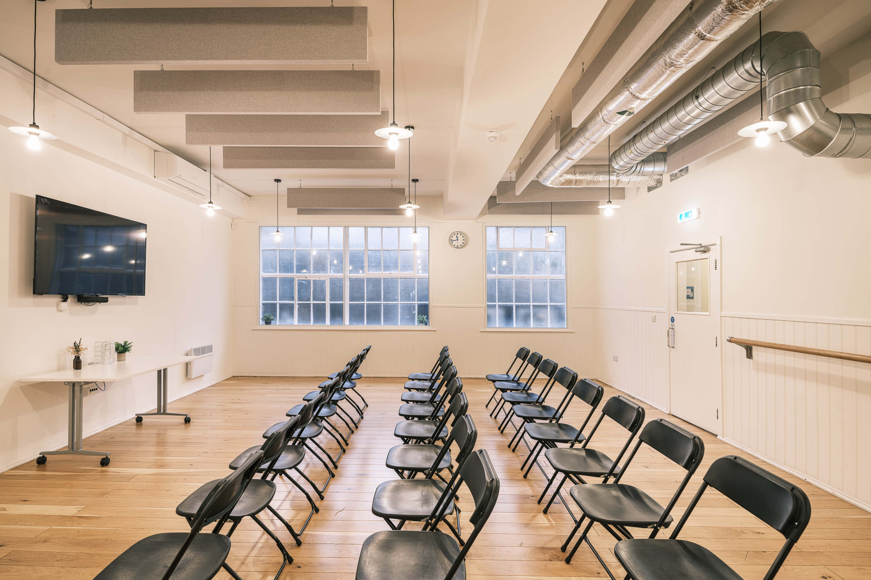 Fleet Room: Blank Canvas, 40-person event space with 65" Screen 1