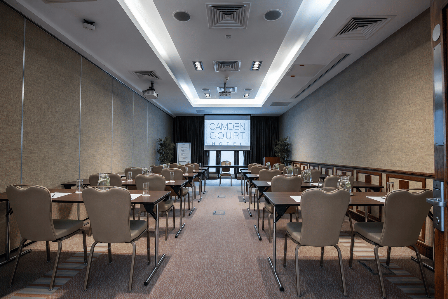 Olympia Suite 4