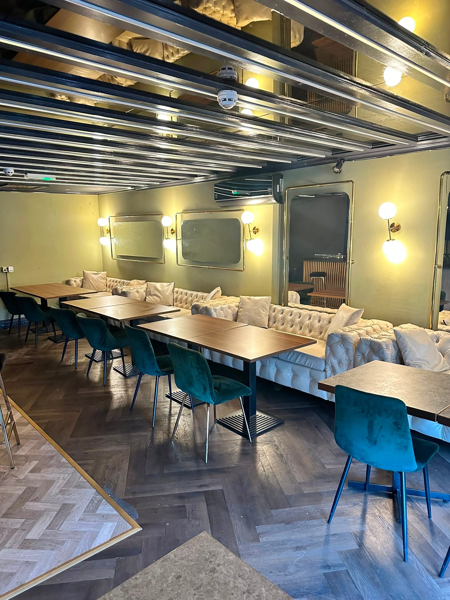 The Light Lounge – Private Events & Corporate Venue 7