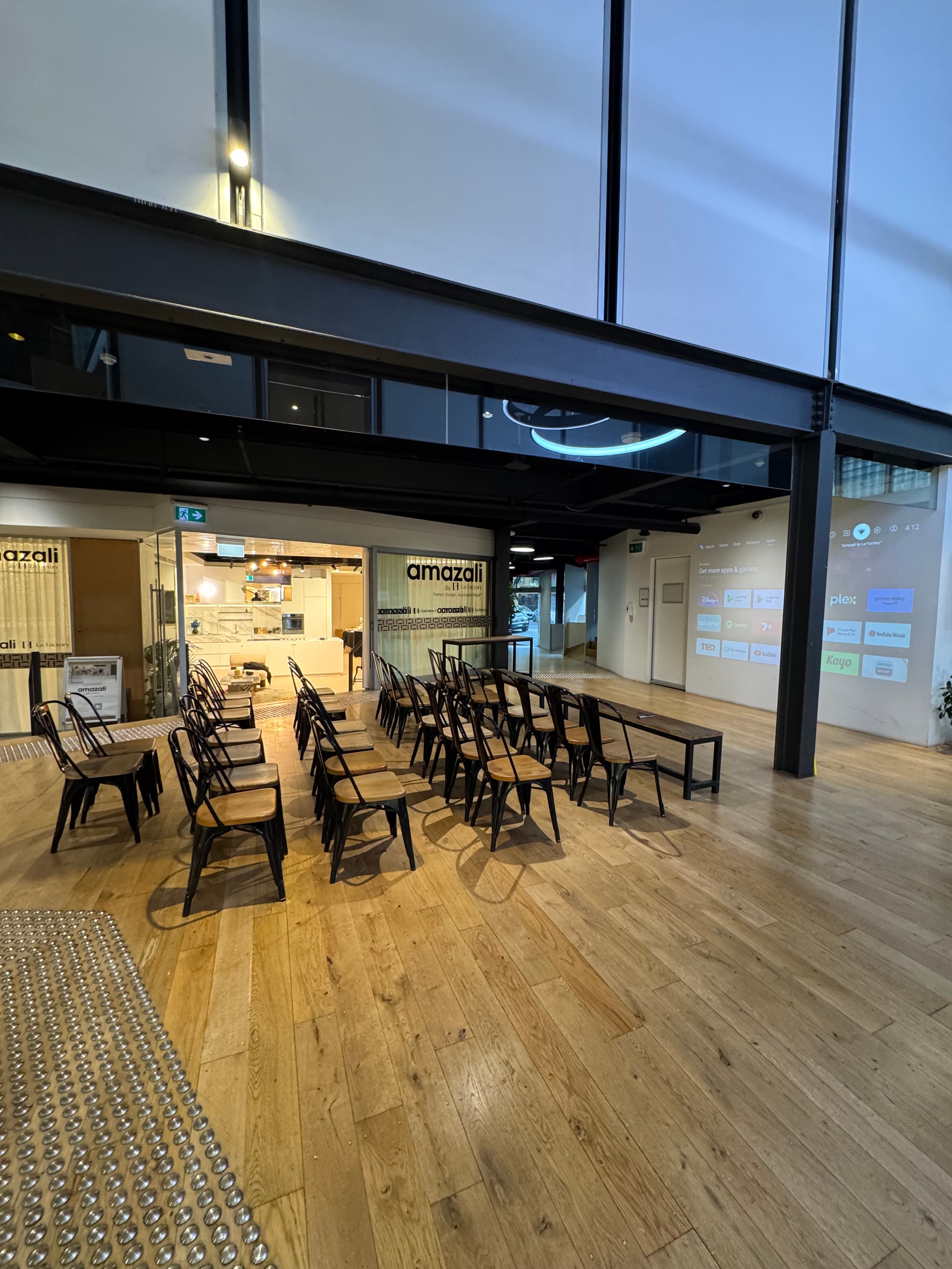 Hire amazali by La Factory, Amazali by La Factory, Waterloo • HeadBox