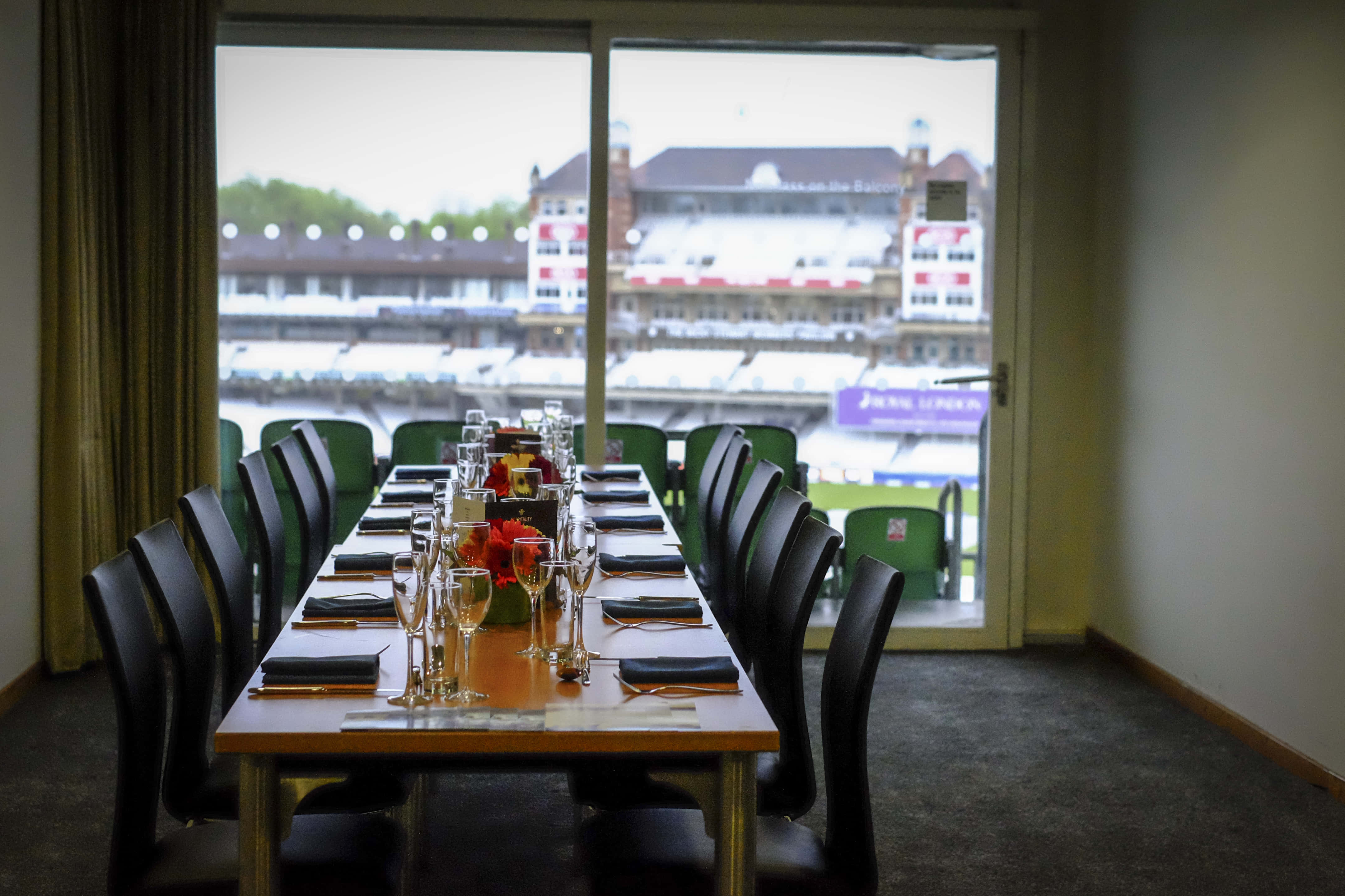 Single Executive Box 3D tour