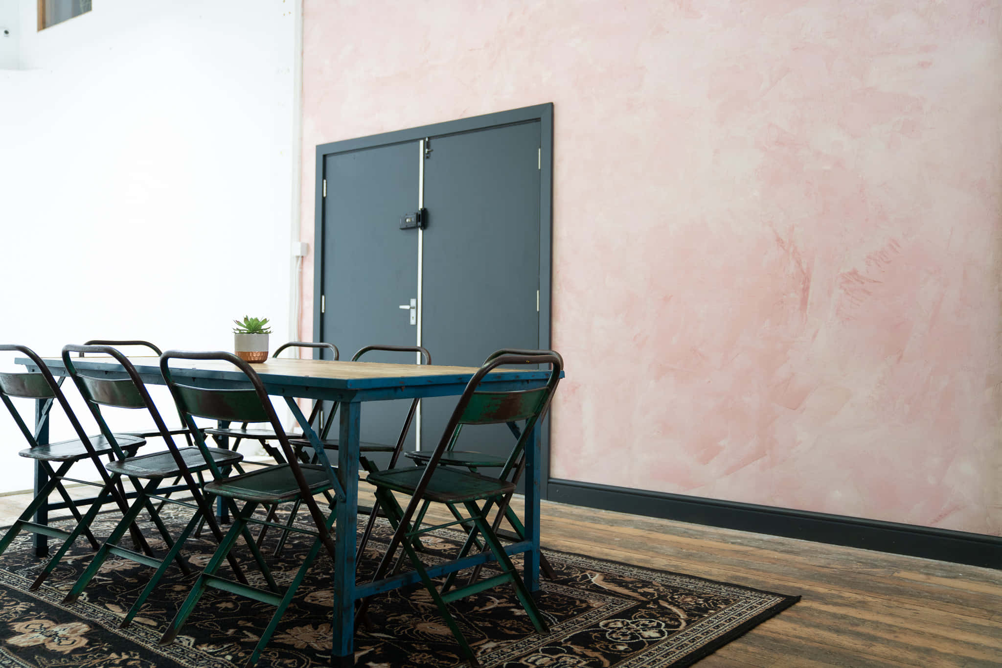 Warehouse Kitchen & Cove 13