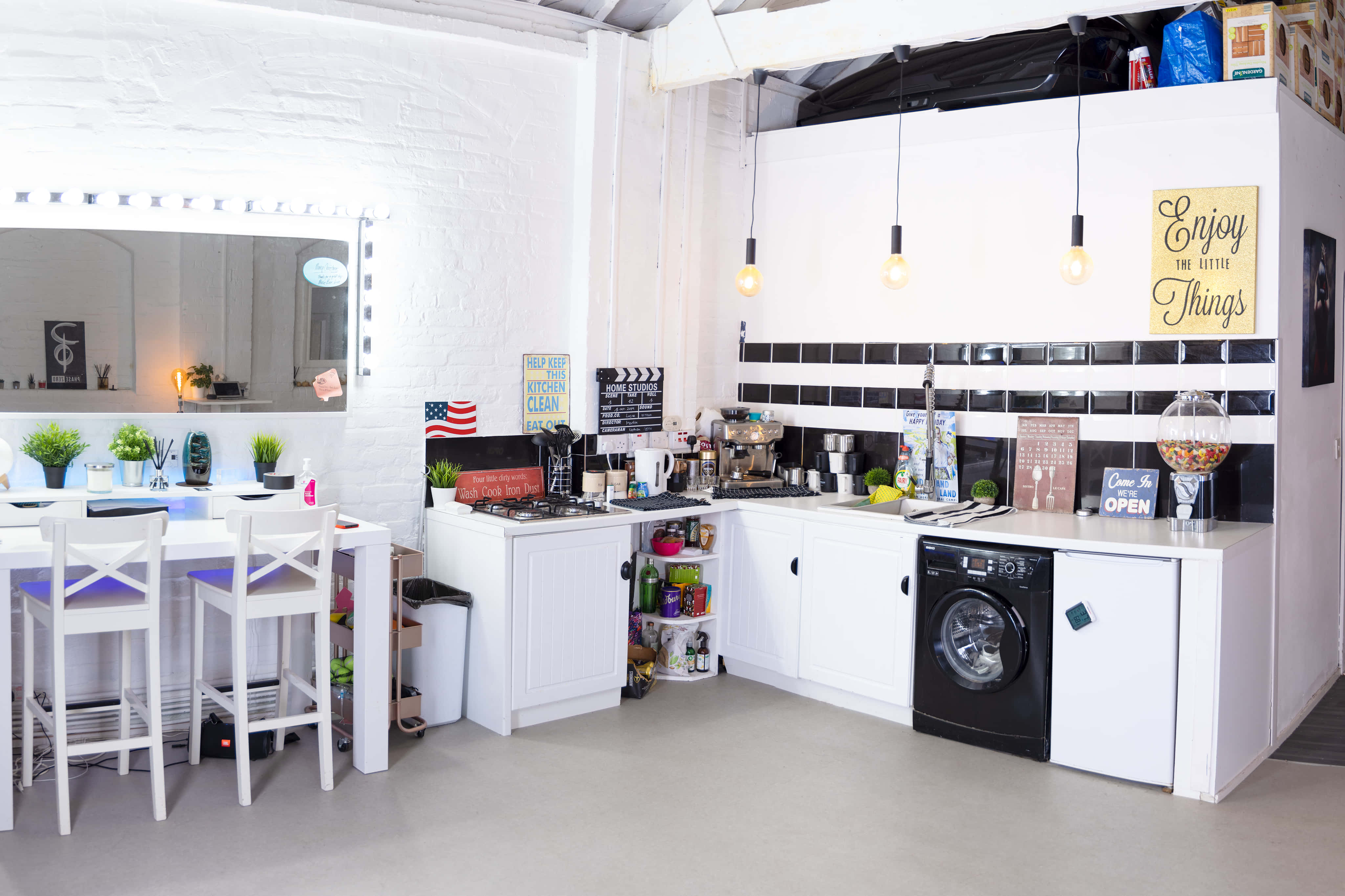 Photographic Studio Space 9