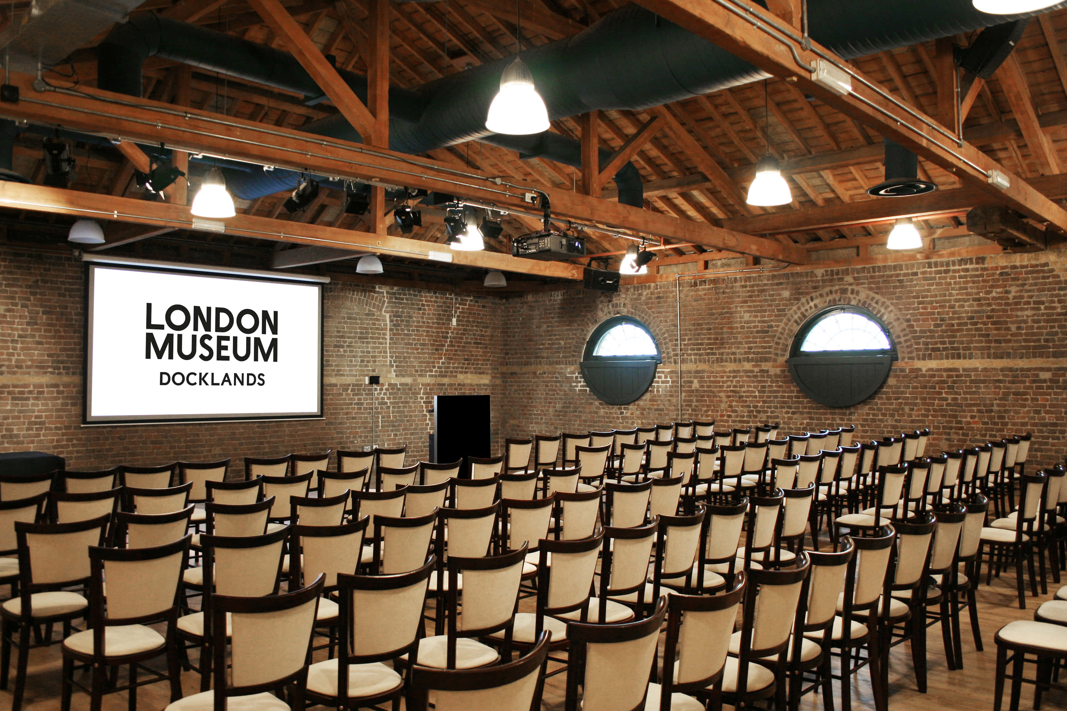 Wilberforce Room 3D tour