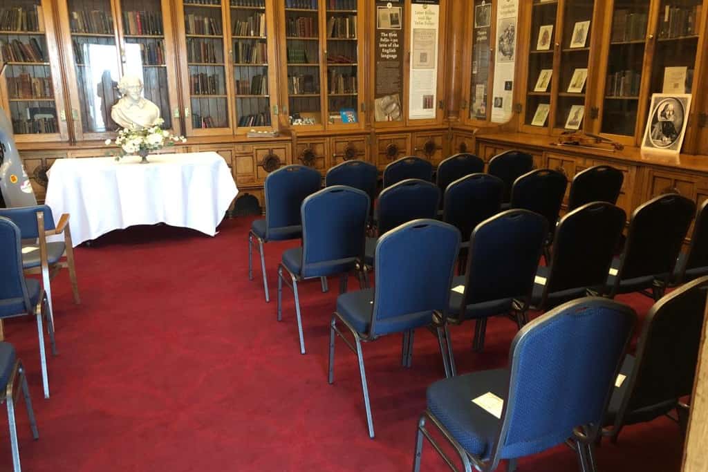 Shakespeare Memorial Room & Skyline 5