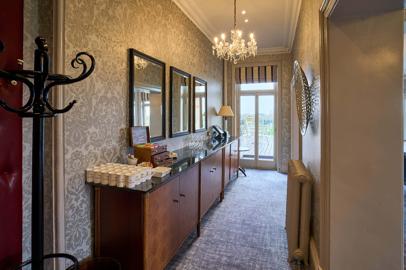 The River Room and Veranda 3