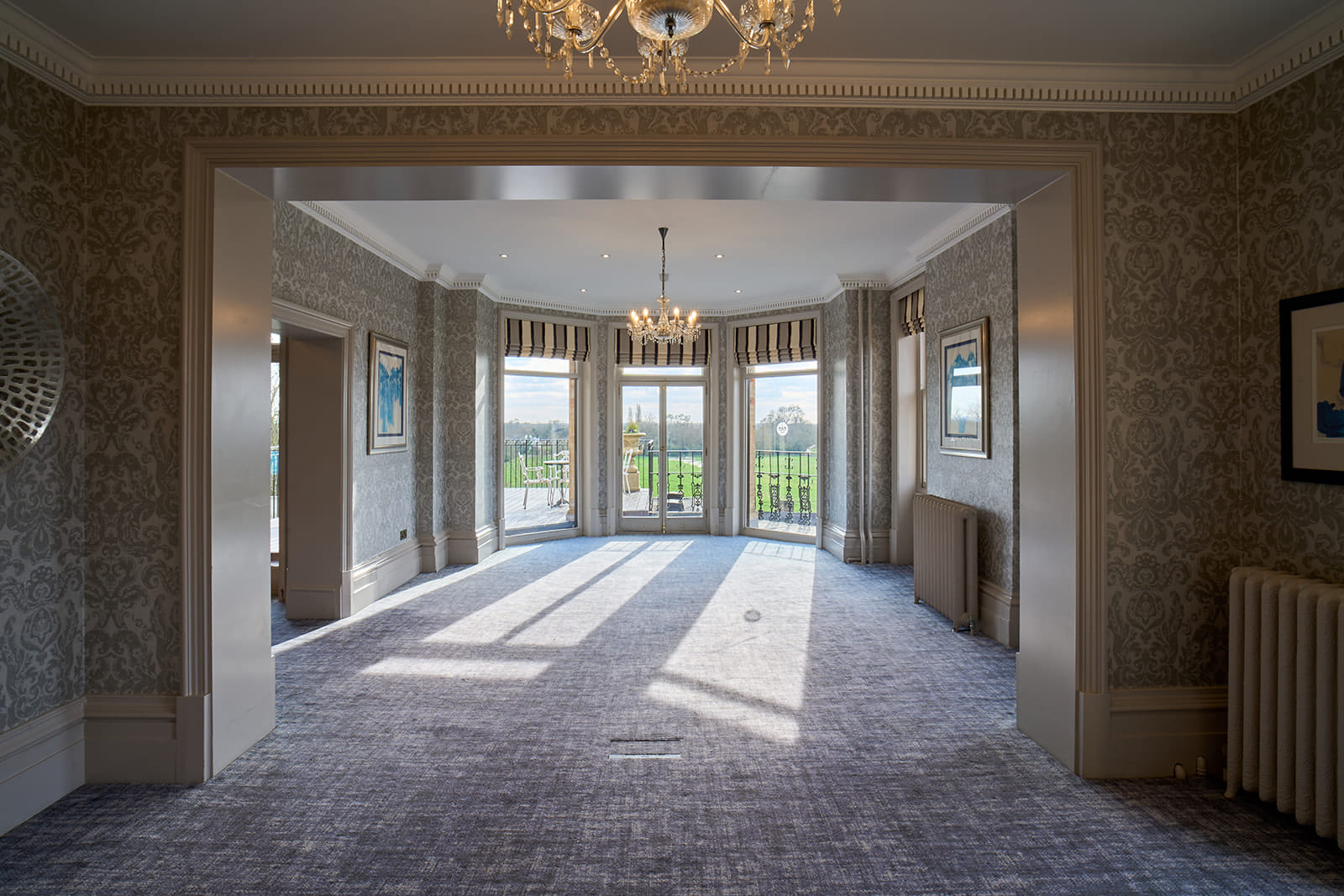 The River Room and Veranda 6