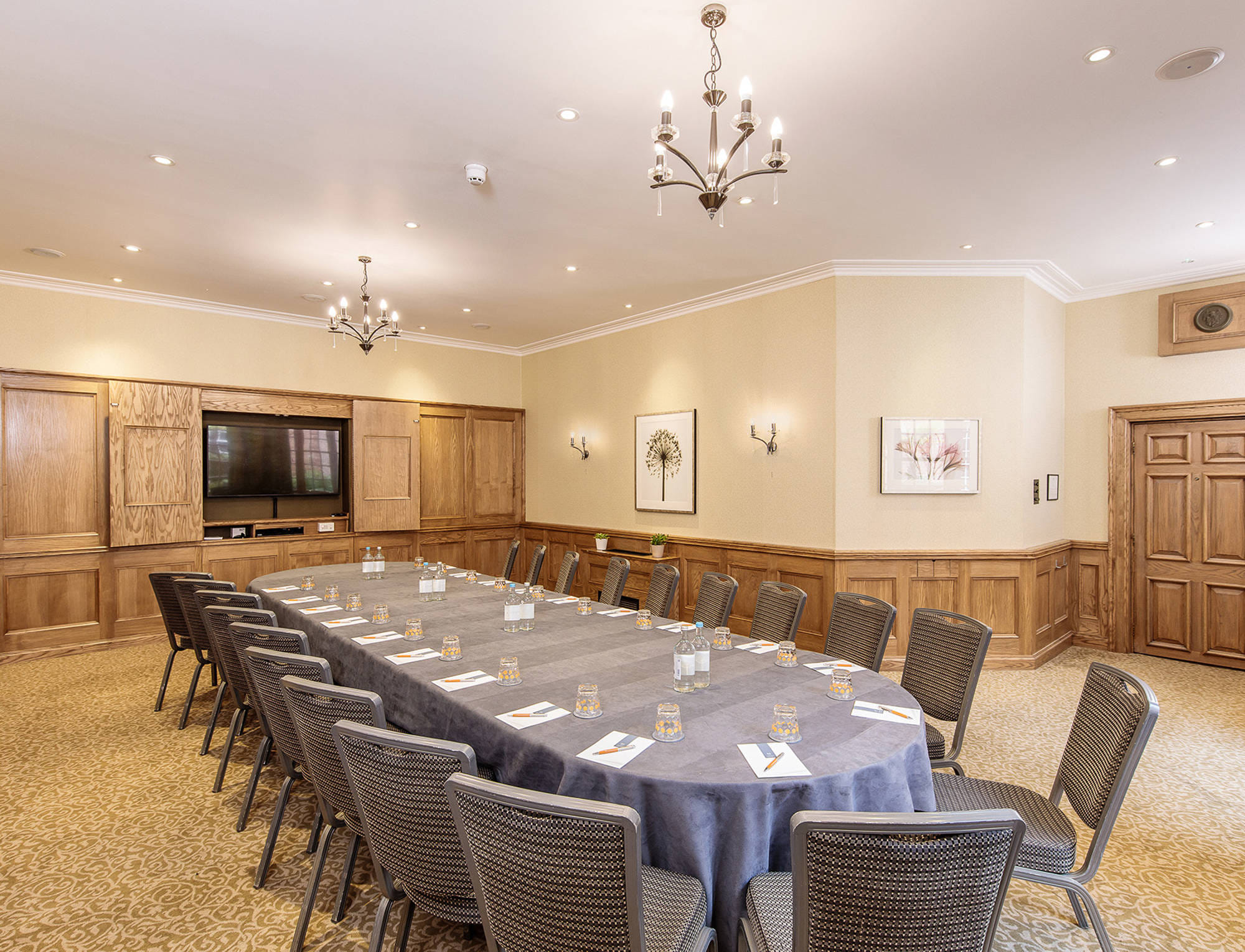 The Houghton Suite 2