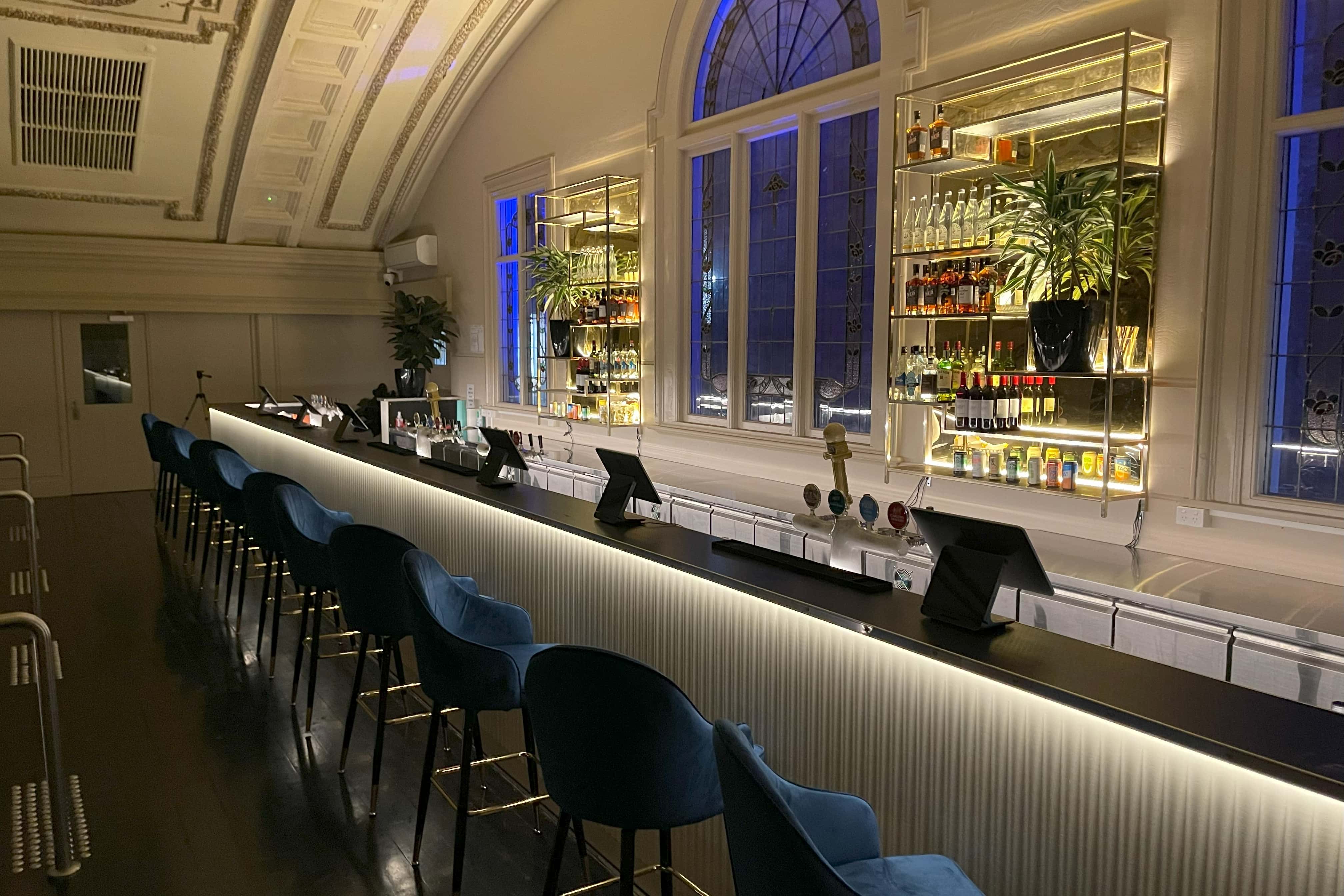 Cocktail Mezzanine 4