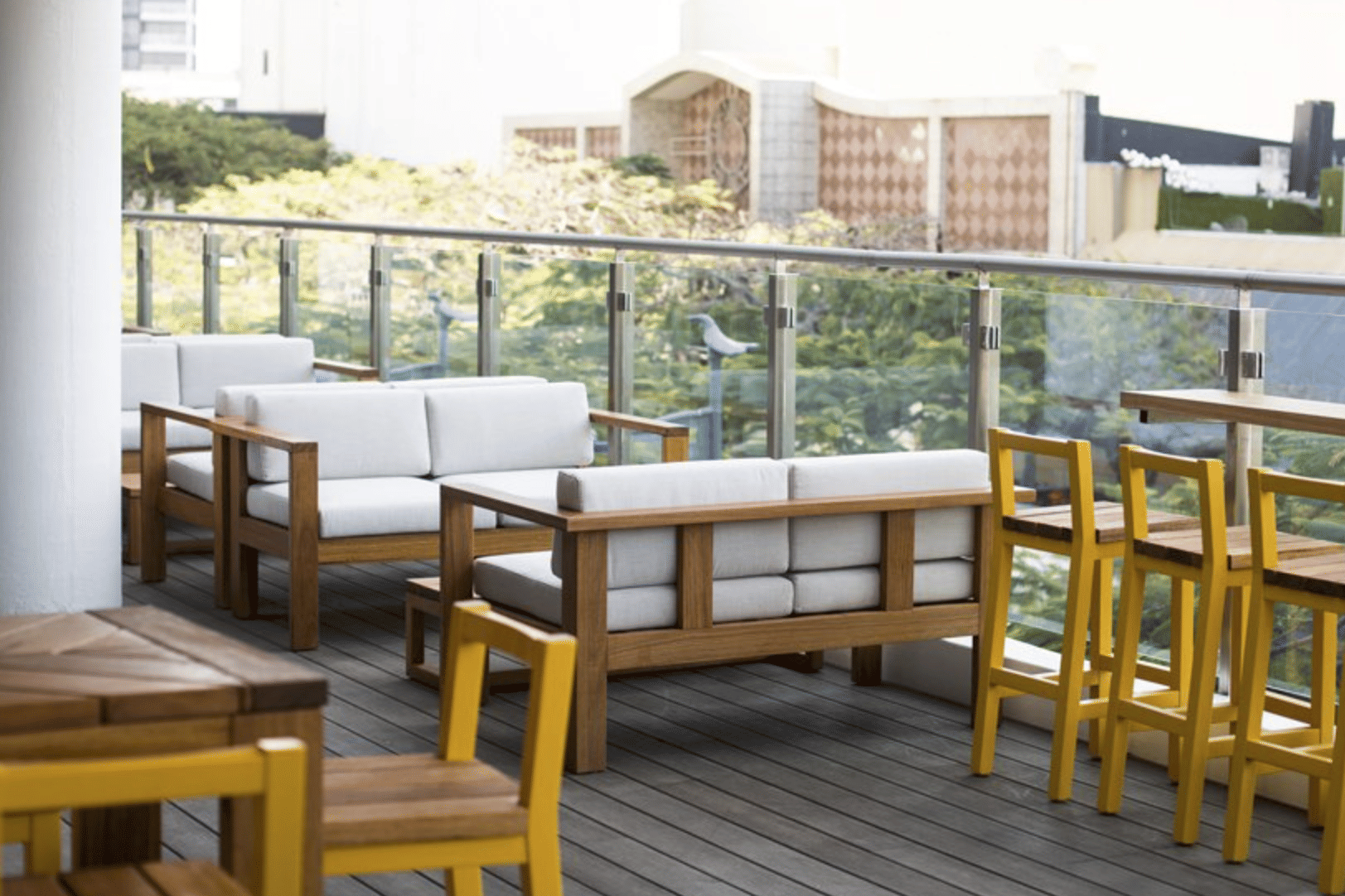 Palm Tree Alley 3D tour