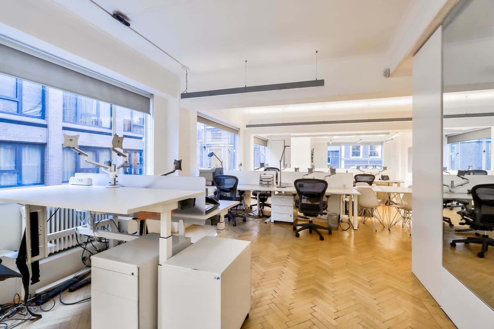 Whole Office or Meeting Rooms 4