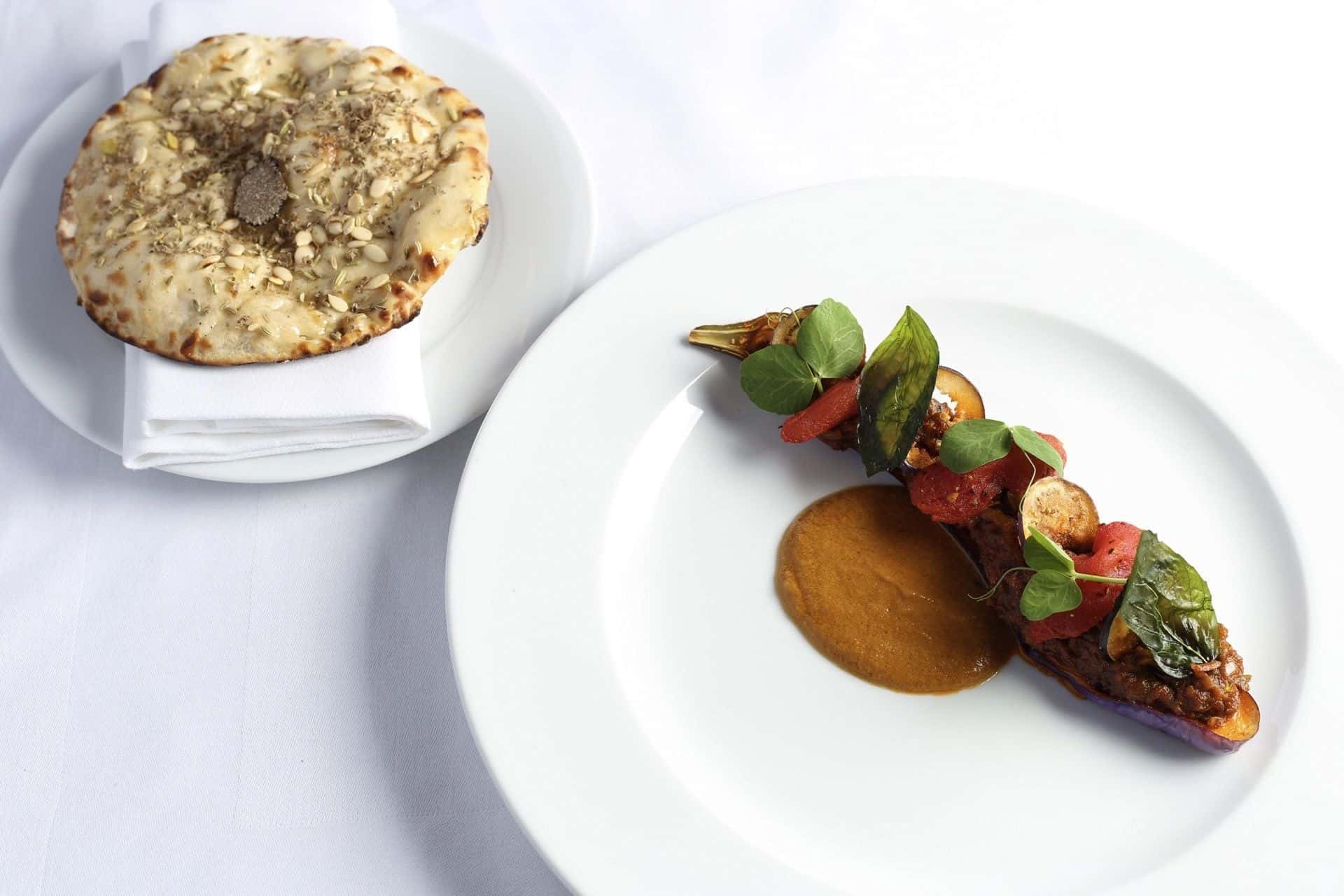 Dinner Sitting, Dover Room 1