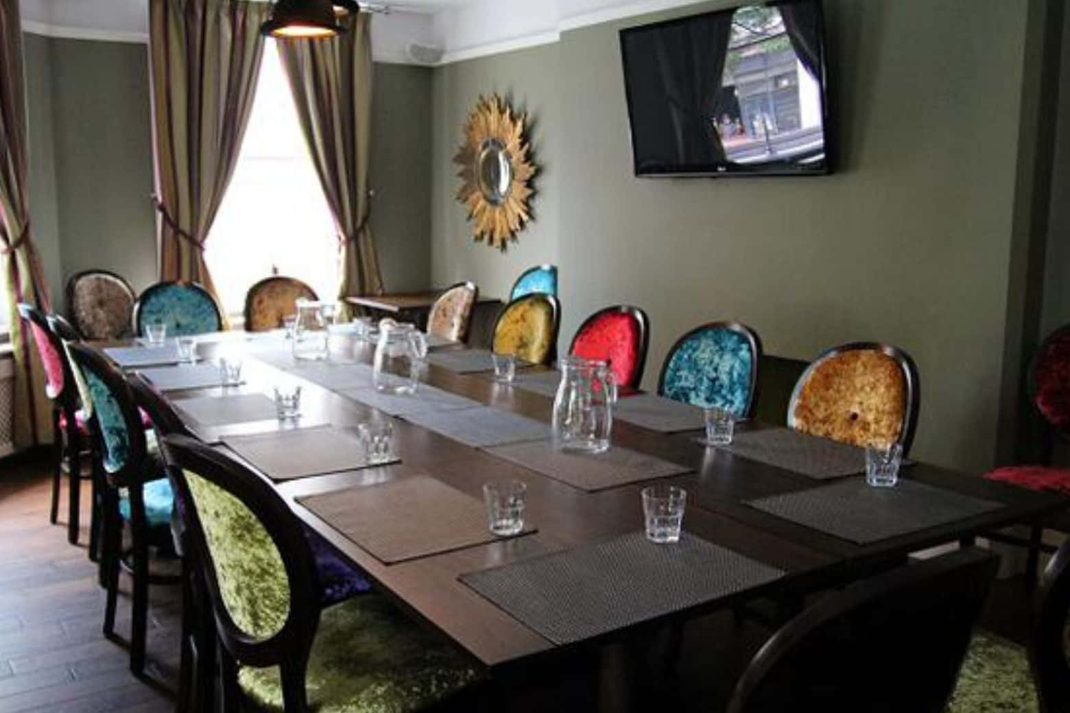 The Alice in Wonderland Room 1