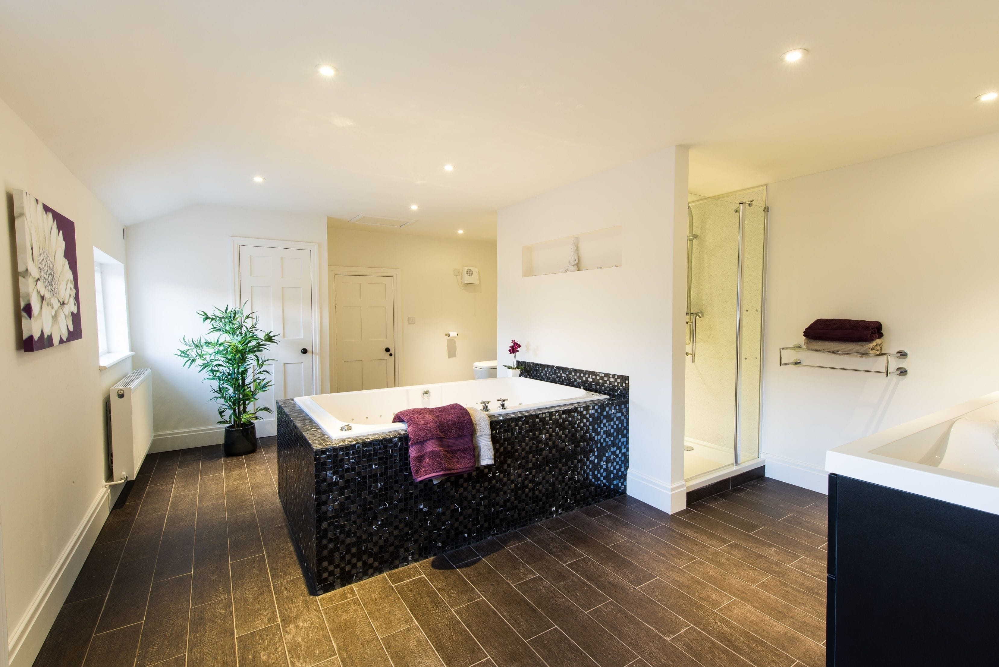 Private Luxury Country Estate for up to 26 Guests 6