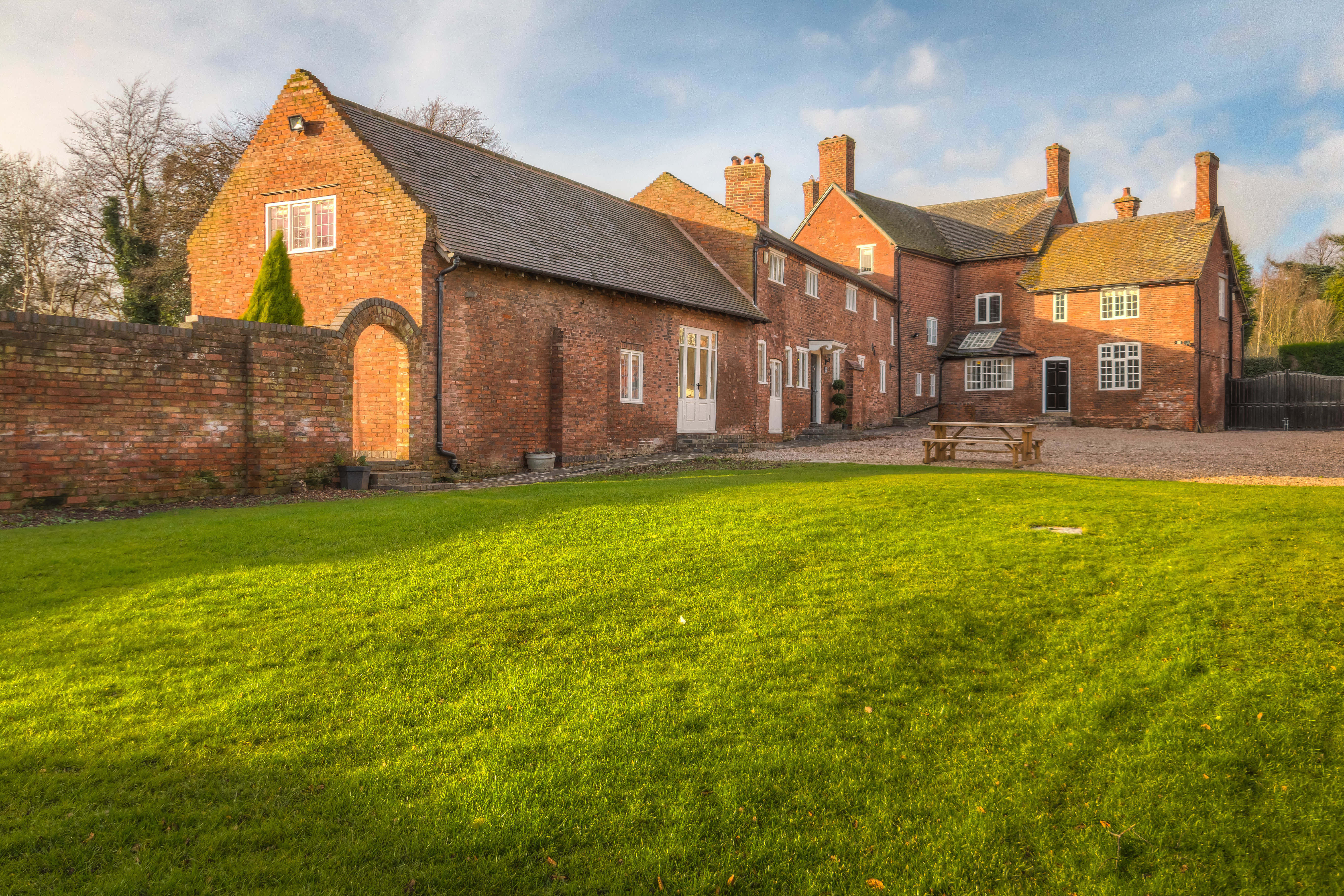 Private Luxury Country Estate for up to 26 Guests 10