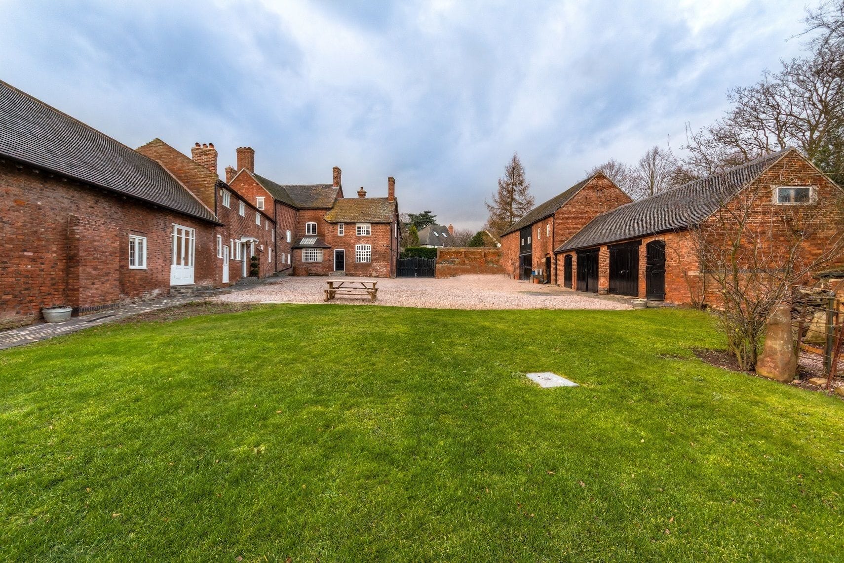 Private Luxury Country Estate for up to 26 Guests 22