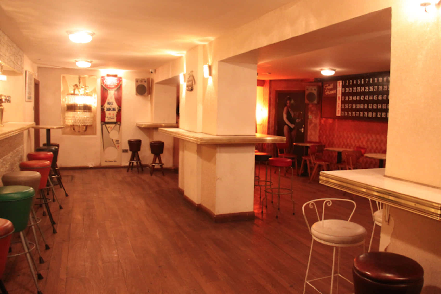 Whole Venue (Bar and Lounge/Cocktail Bar) 13