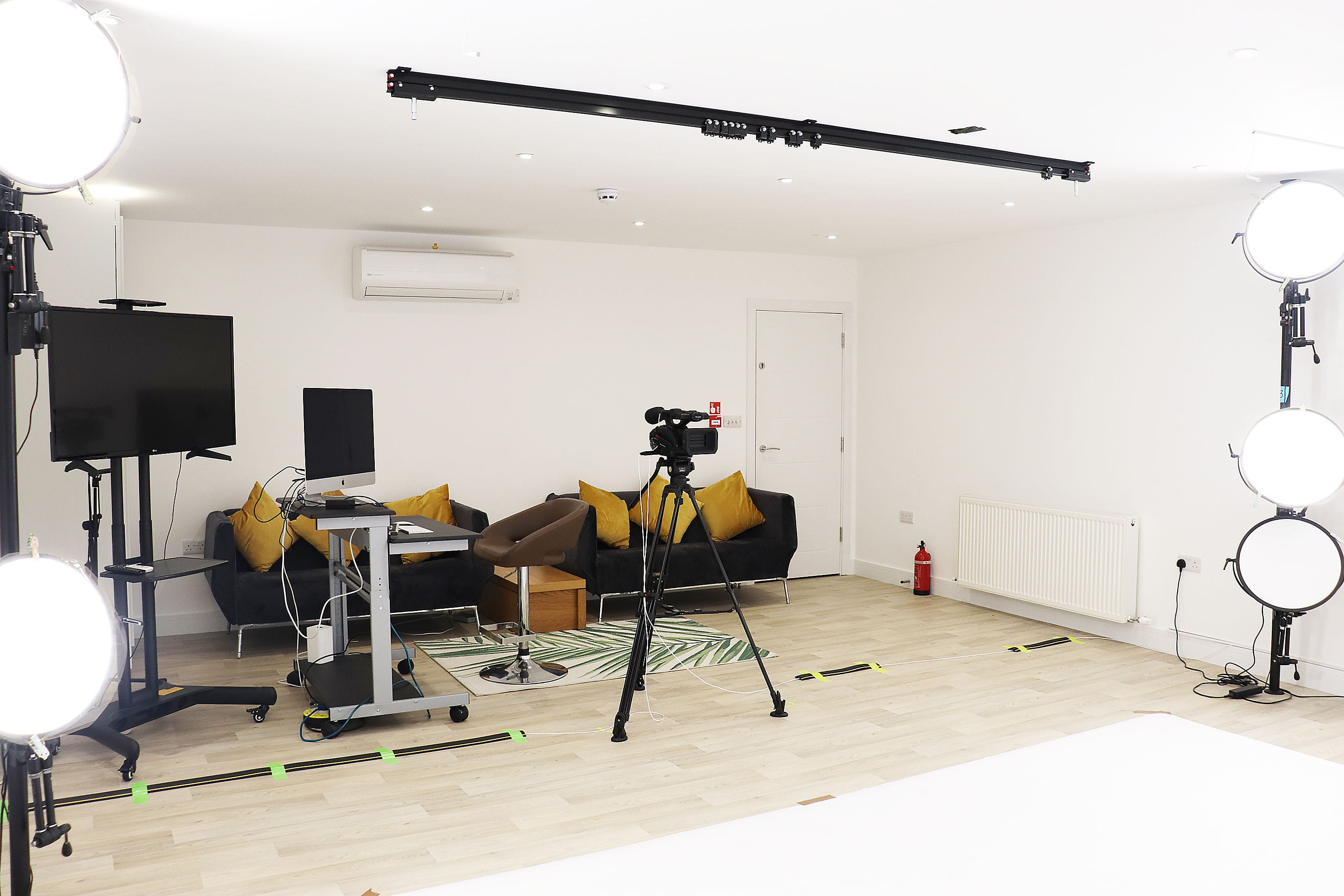 Casting & Photographic Studio 7