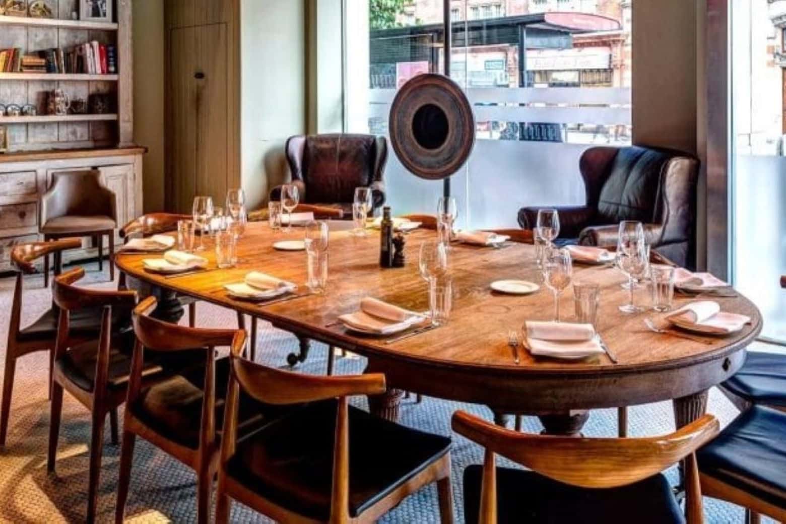 Semi-Private Dining Room 16