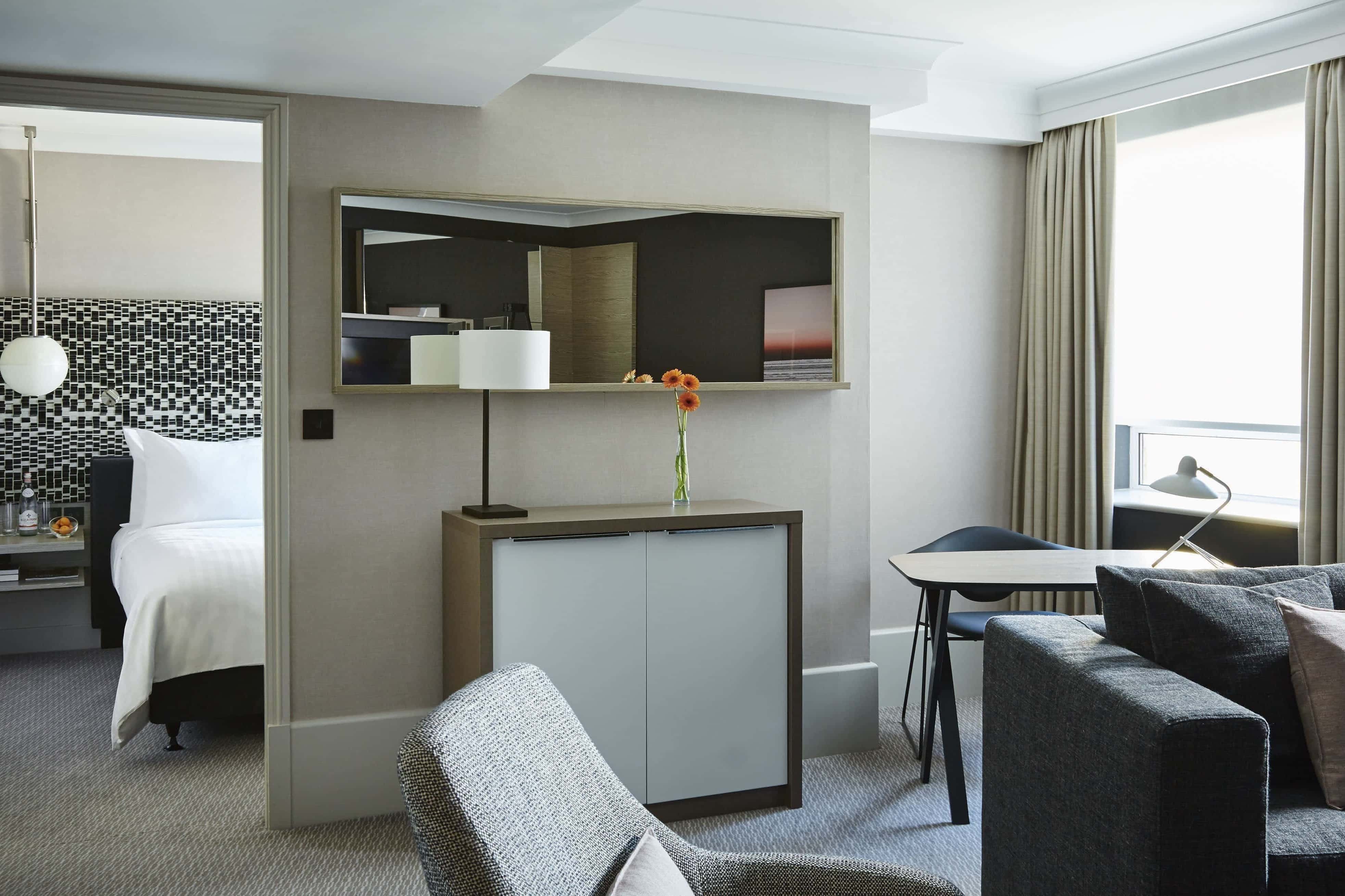 Whitestone & Tollgate Room 4