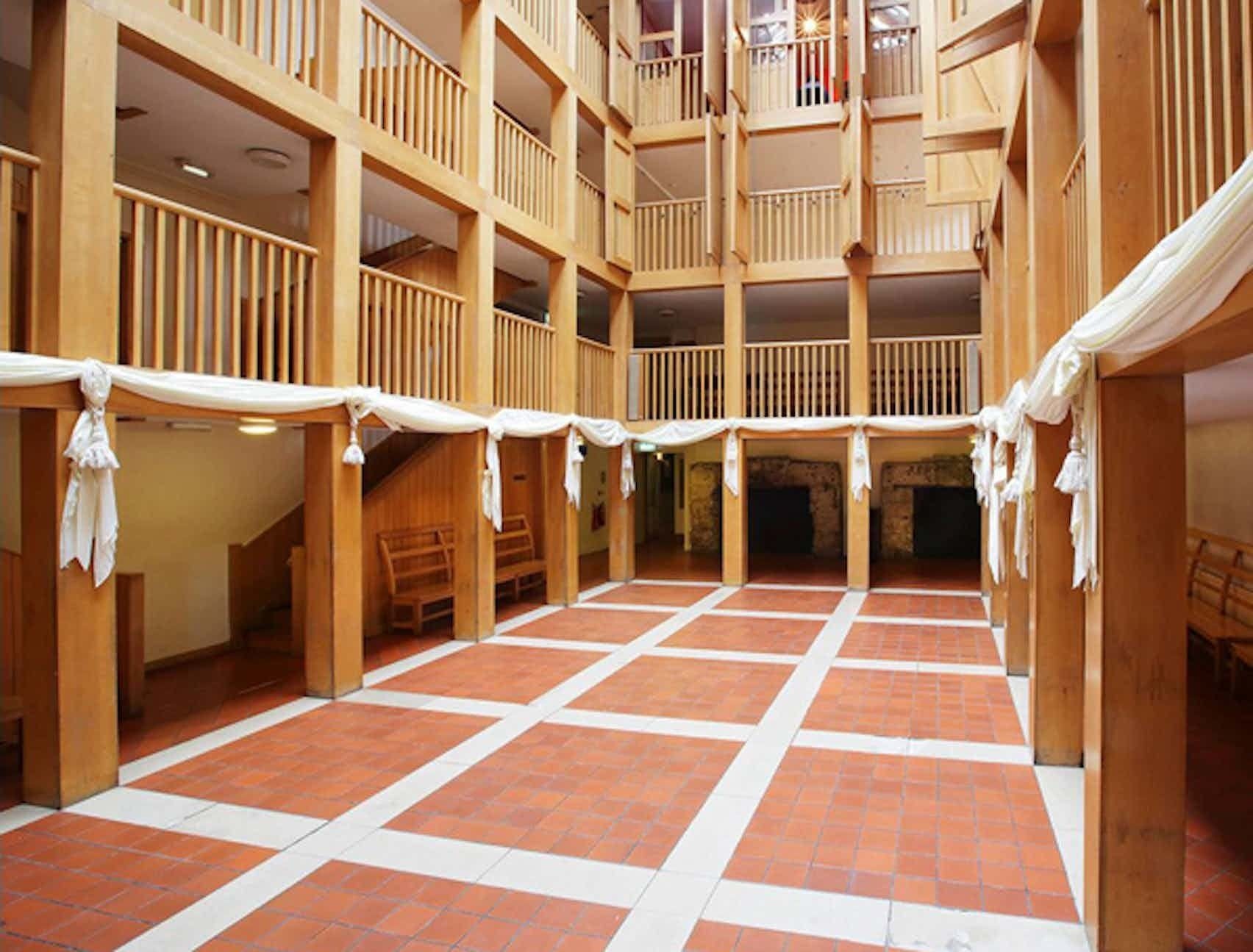 Dining Hall Complex: Atrium 1